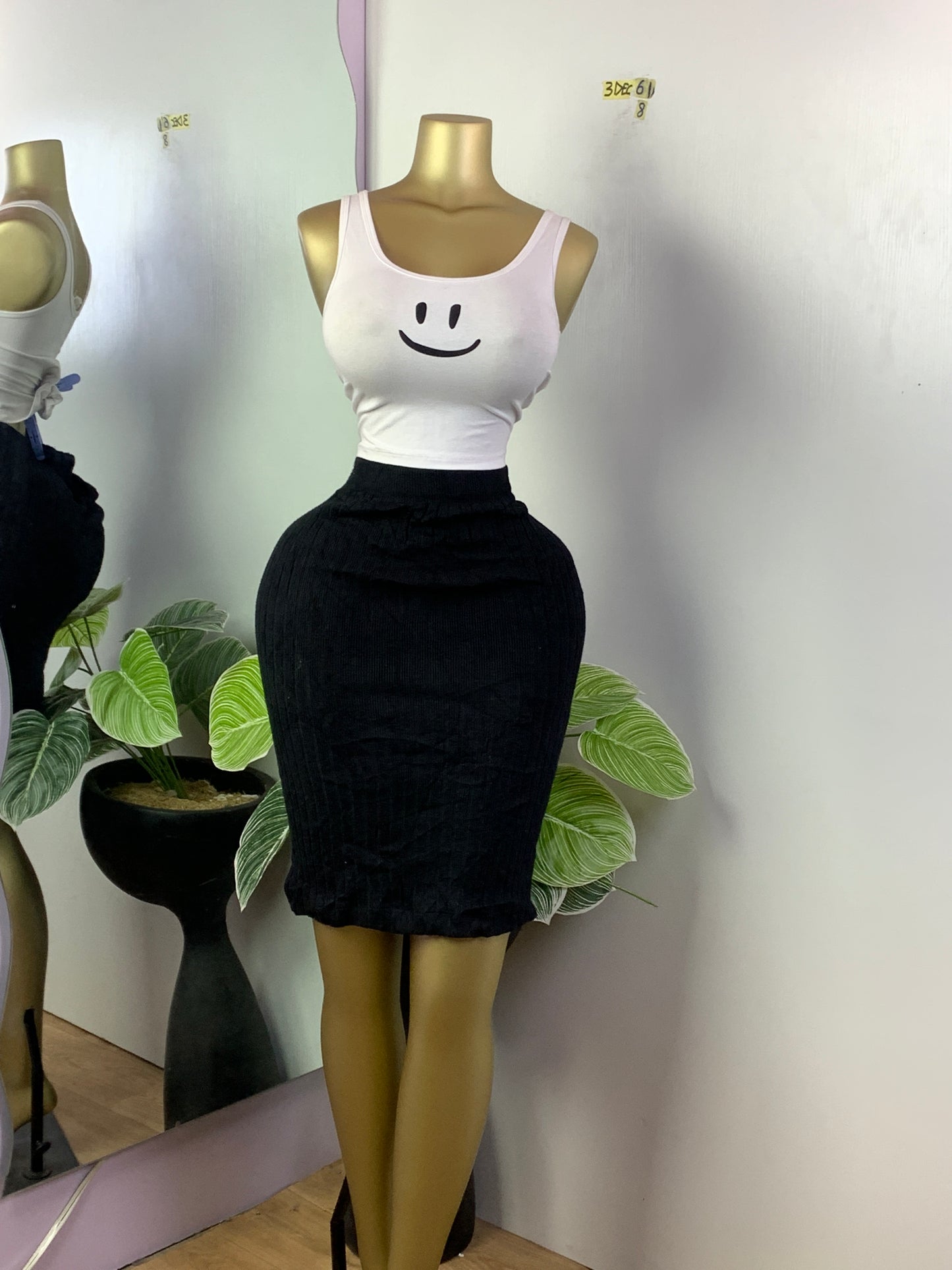 SIZE8 3DEC61(skirt only)