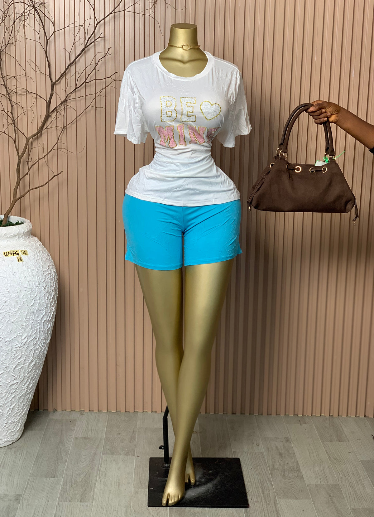 Unforgettable51 SIZE18 Brand new two piece set