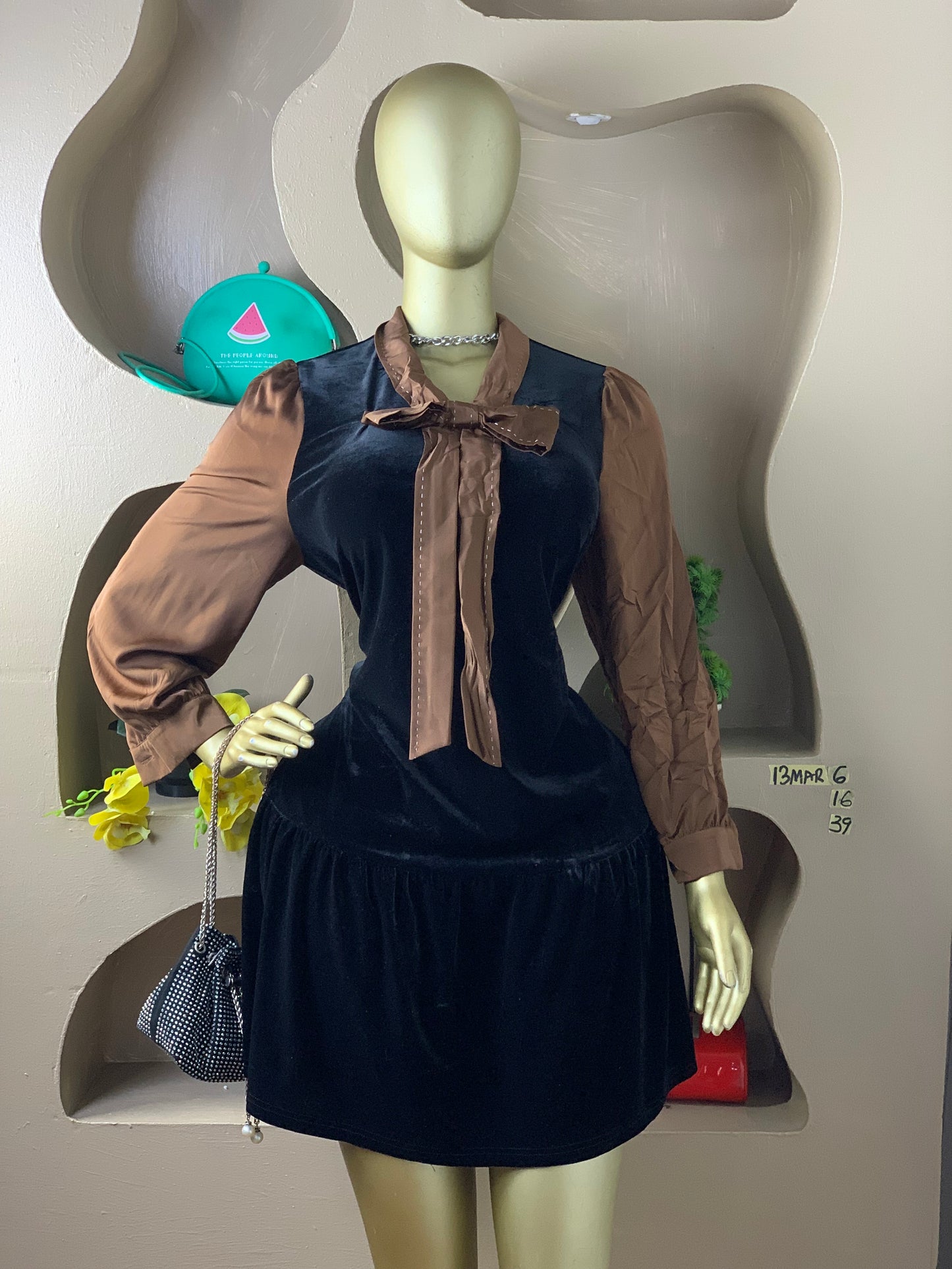 SIZE16 13MAR6 Length39