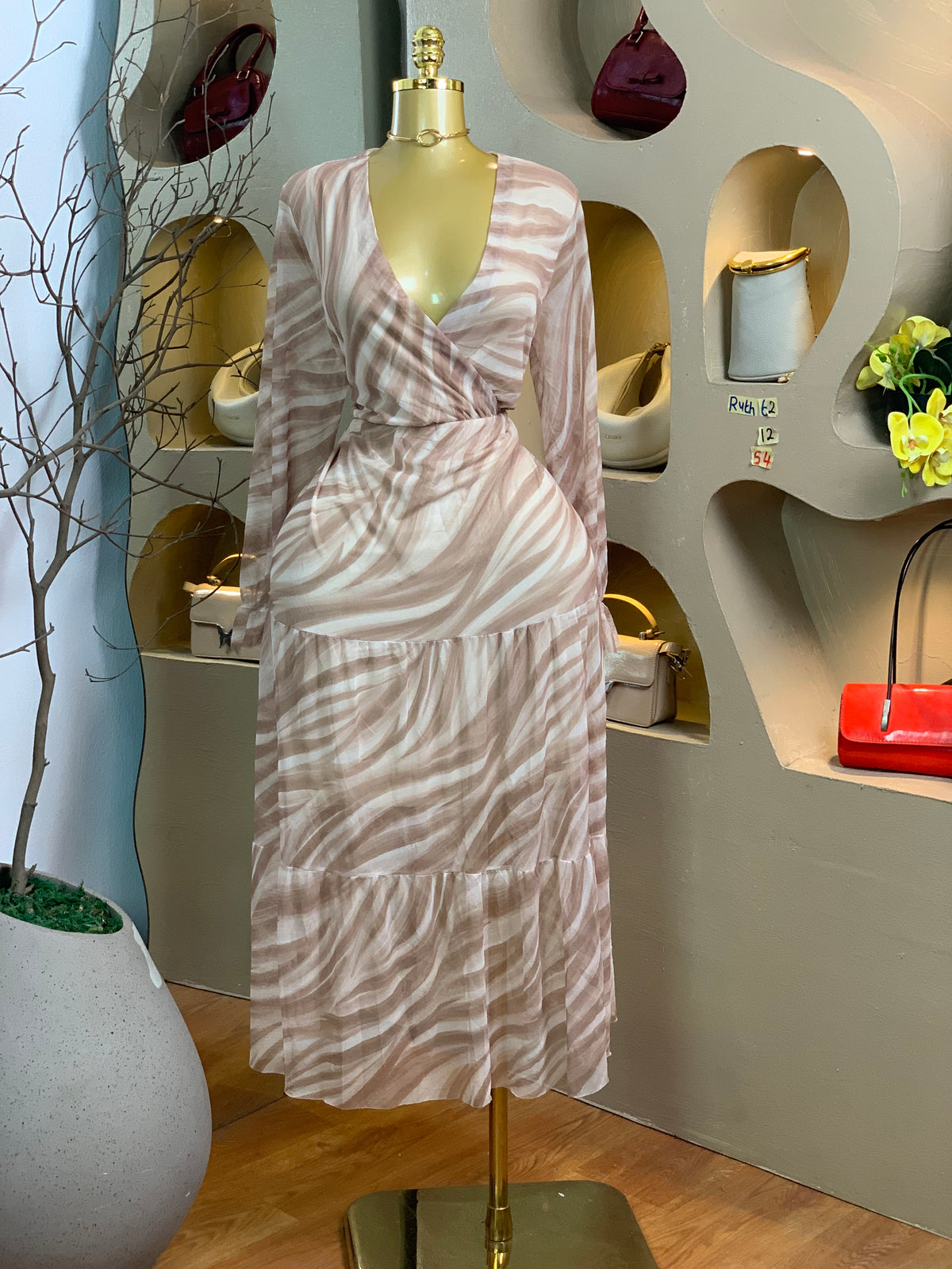 RUTH62 SIZE12 Length54