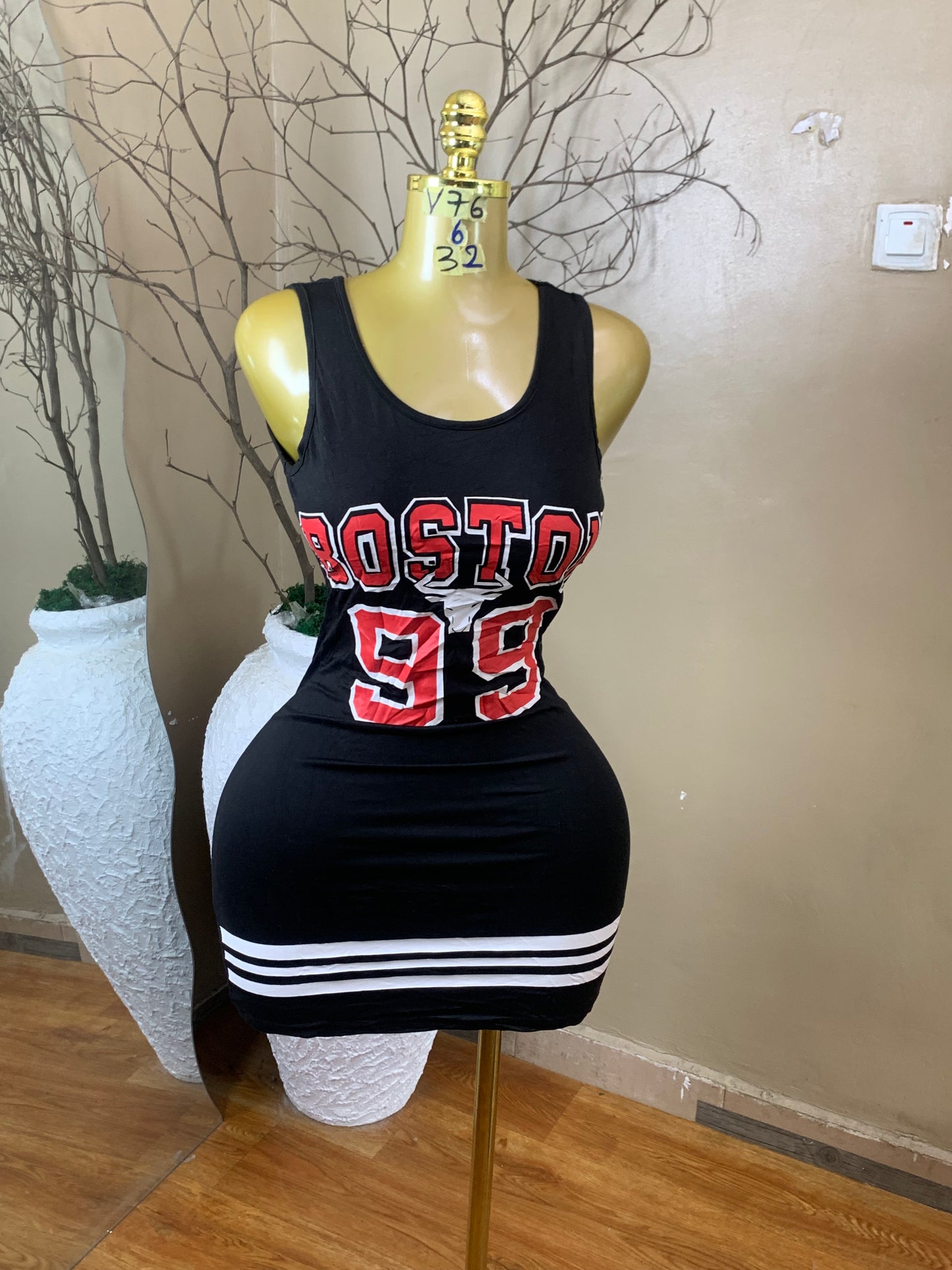 SIZE6 VV76 Length32