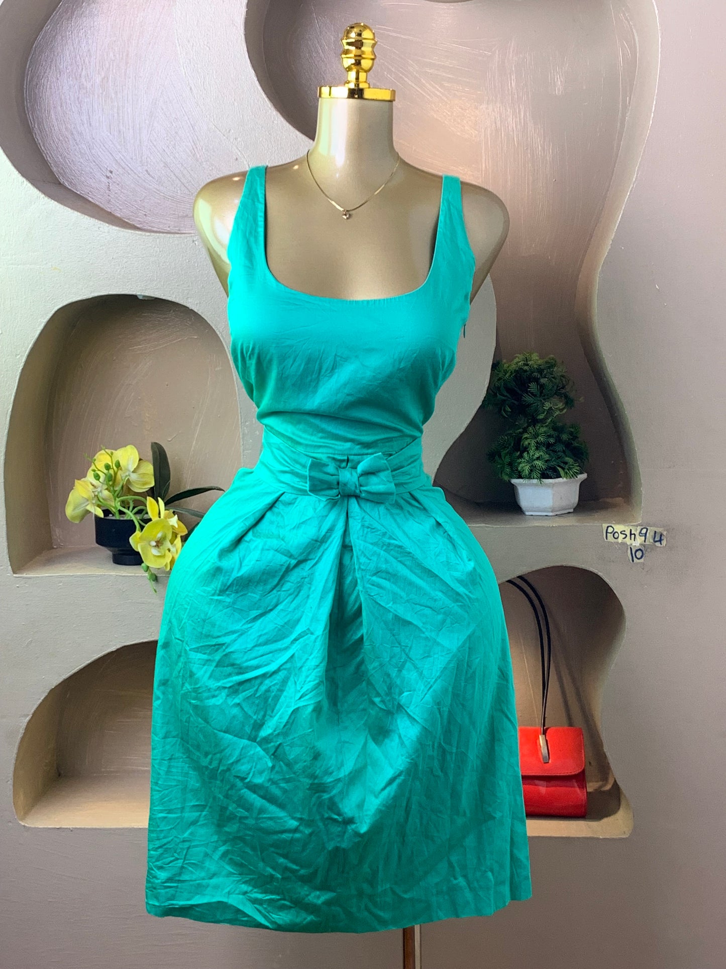 POSH94 GREEN DRESS SIZE10