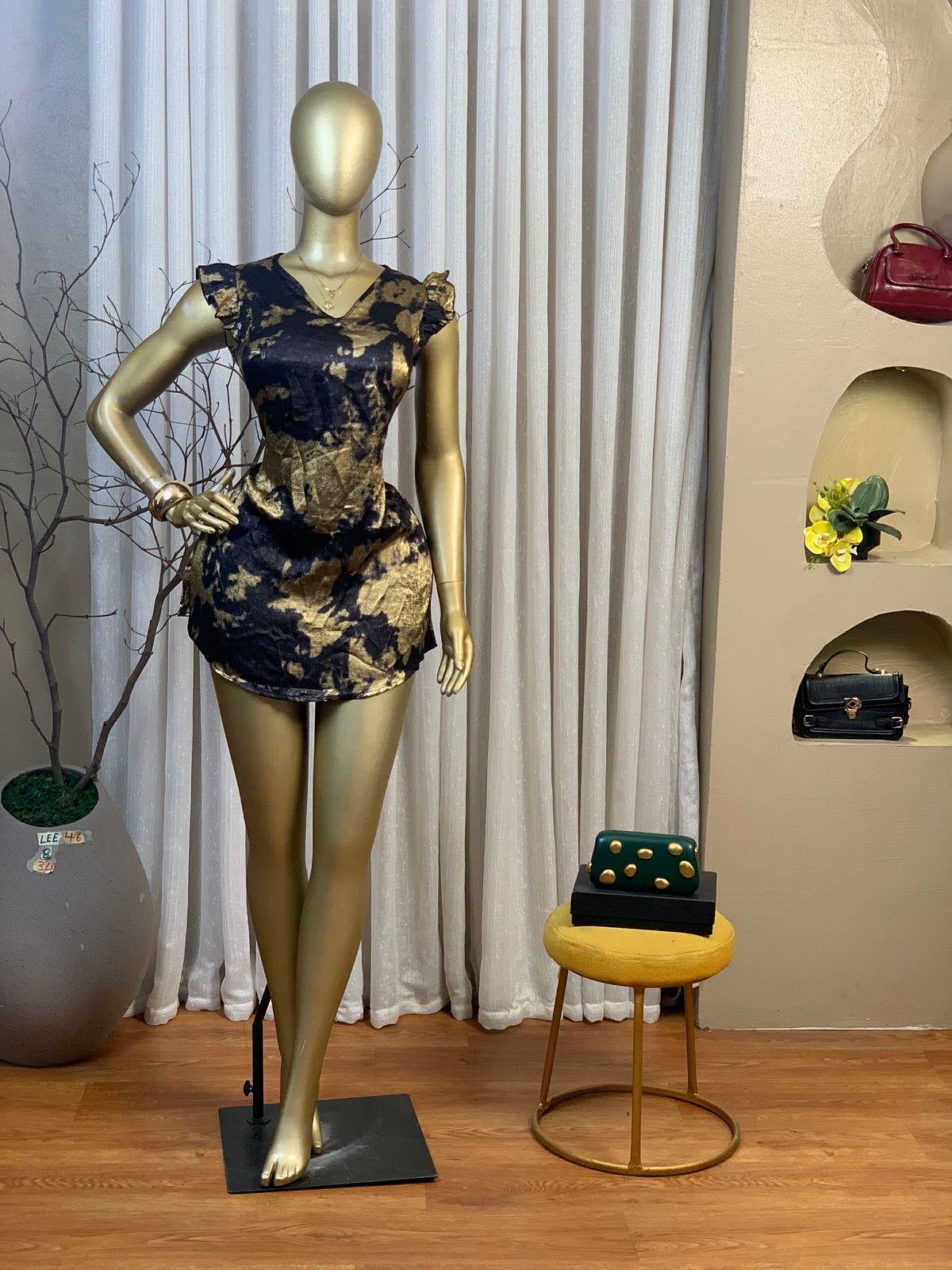 LEE46 SIZE8 DRESS Length34