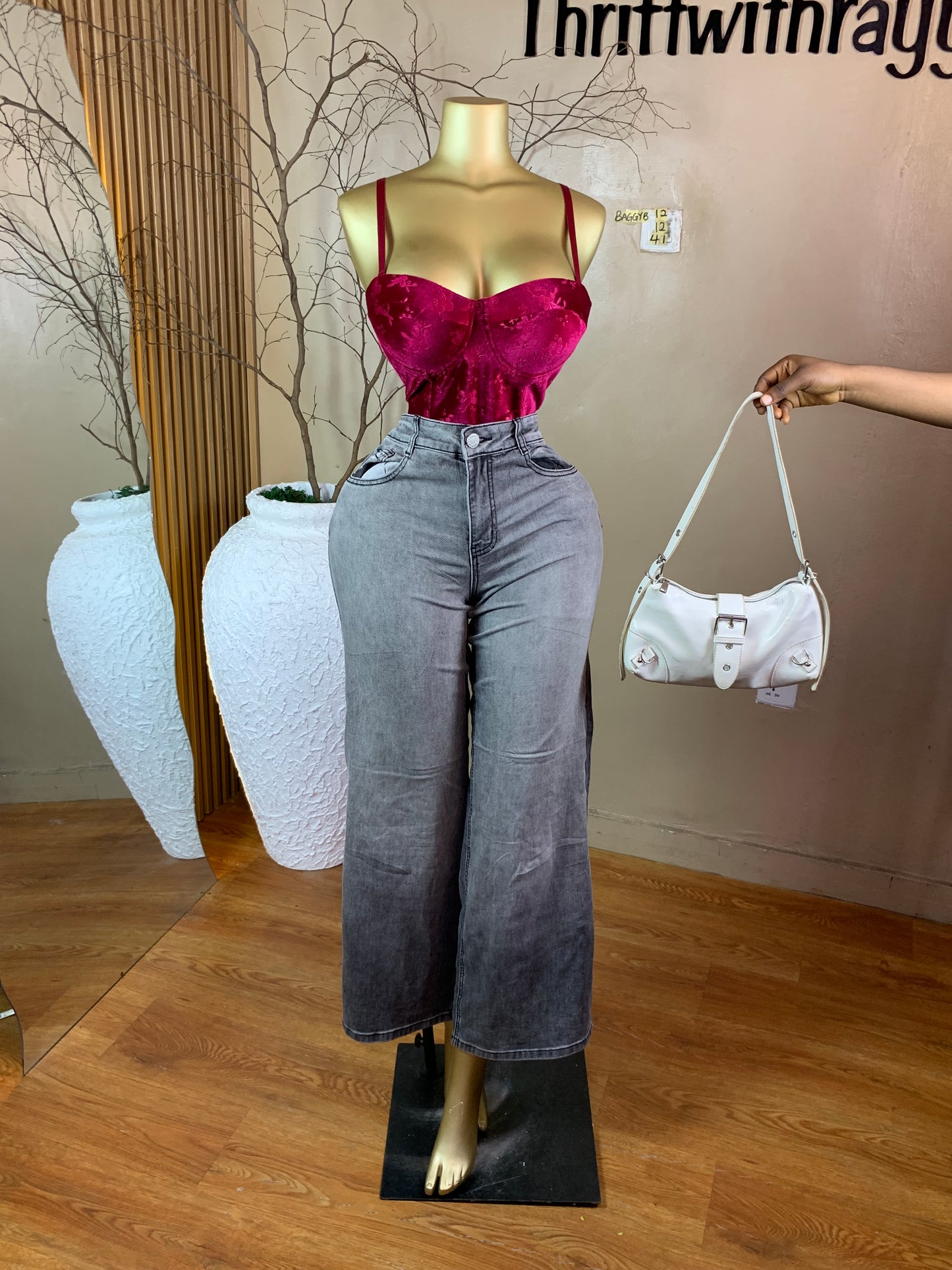 SIZE12 BAGGYB12 Length41 Jean only