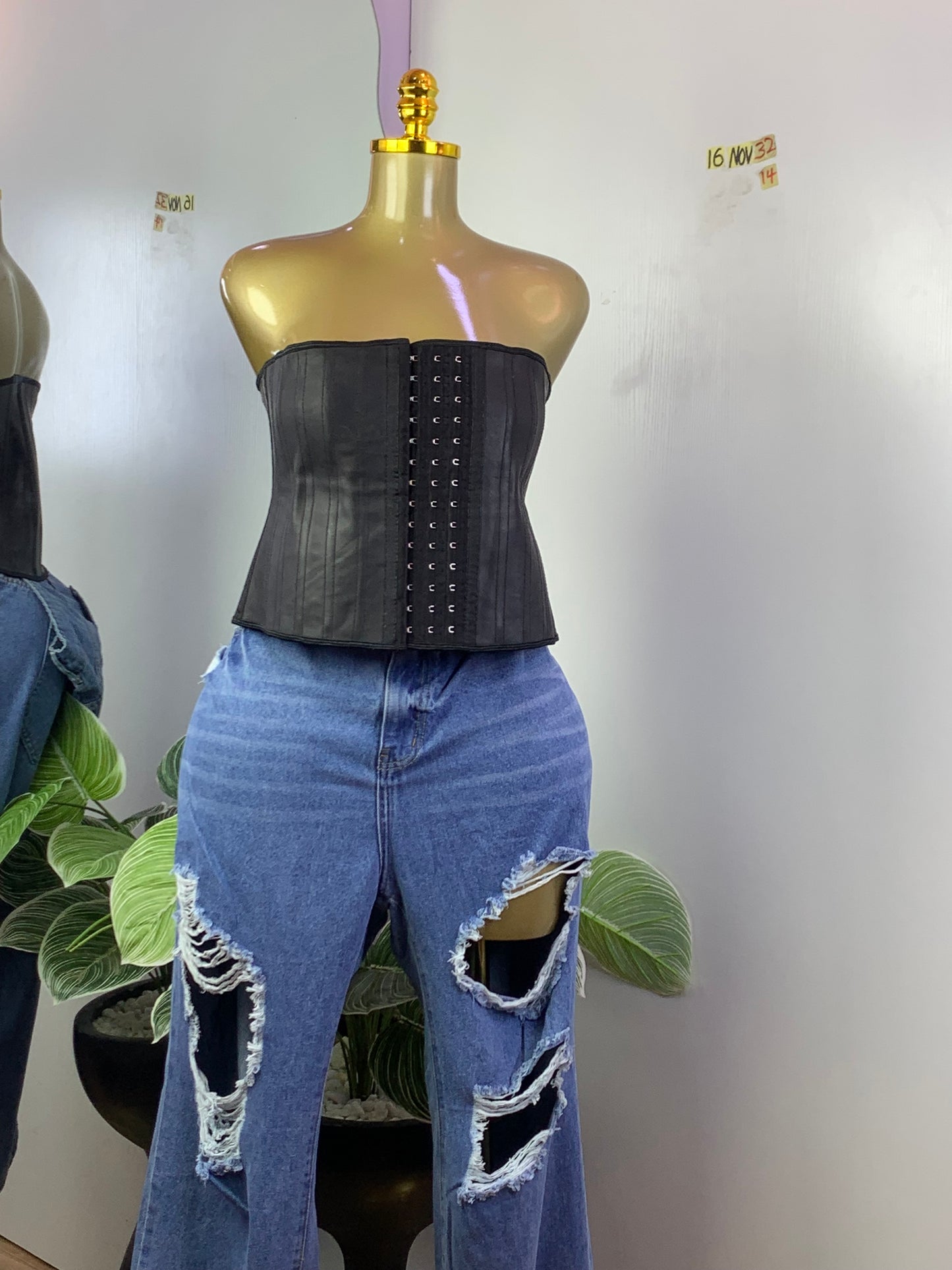 SIZE14 16NOV32(body shaper only)