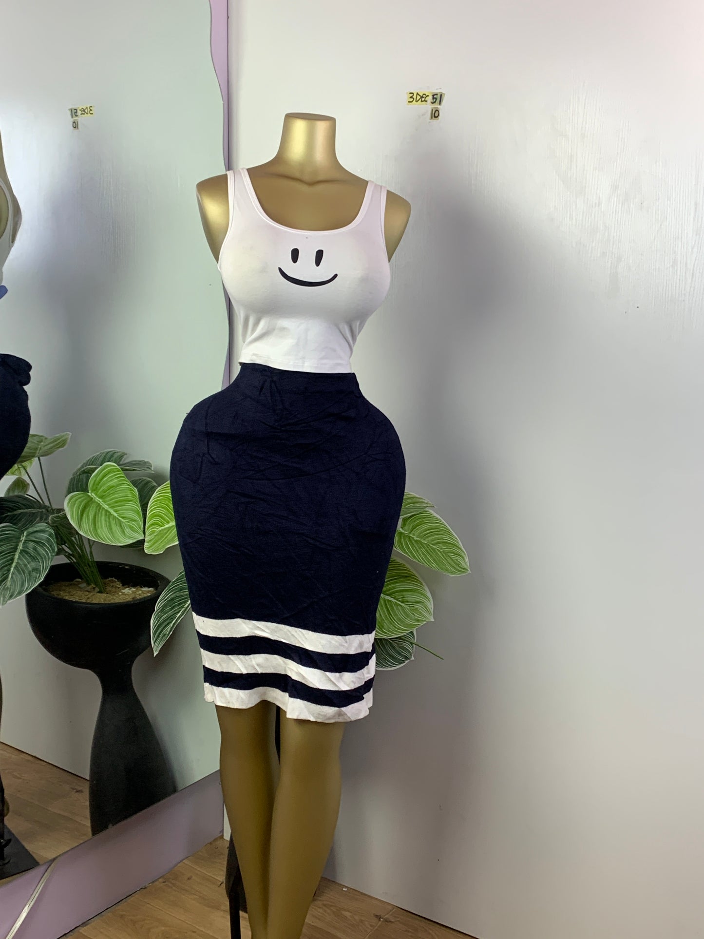 SIZE10 3DEC51(skirt only)