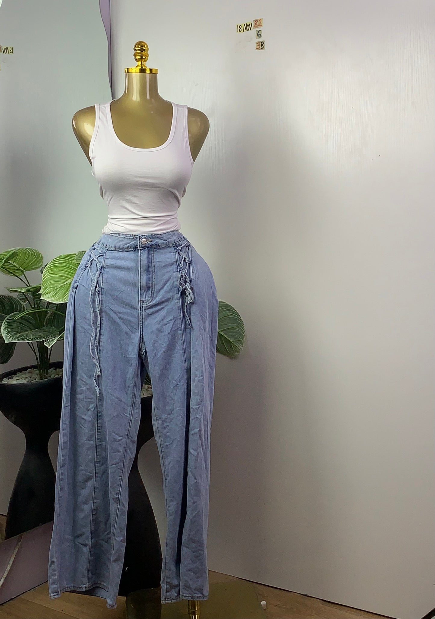 SIZE6 18NOV82 Length38(jean only)