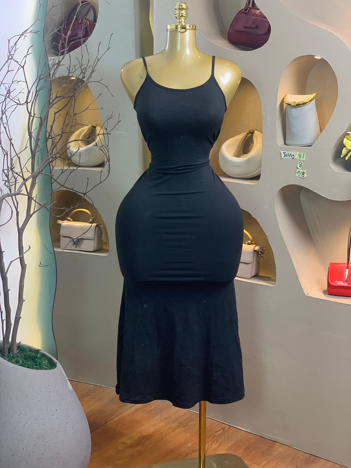 JESSY81 SIZE8 Length58