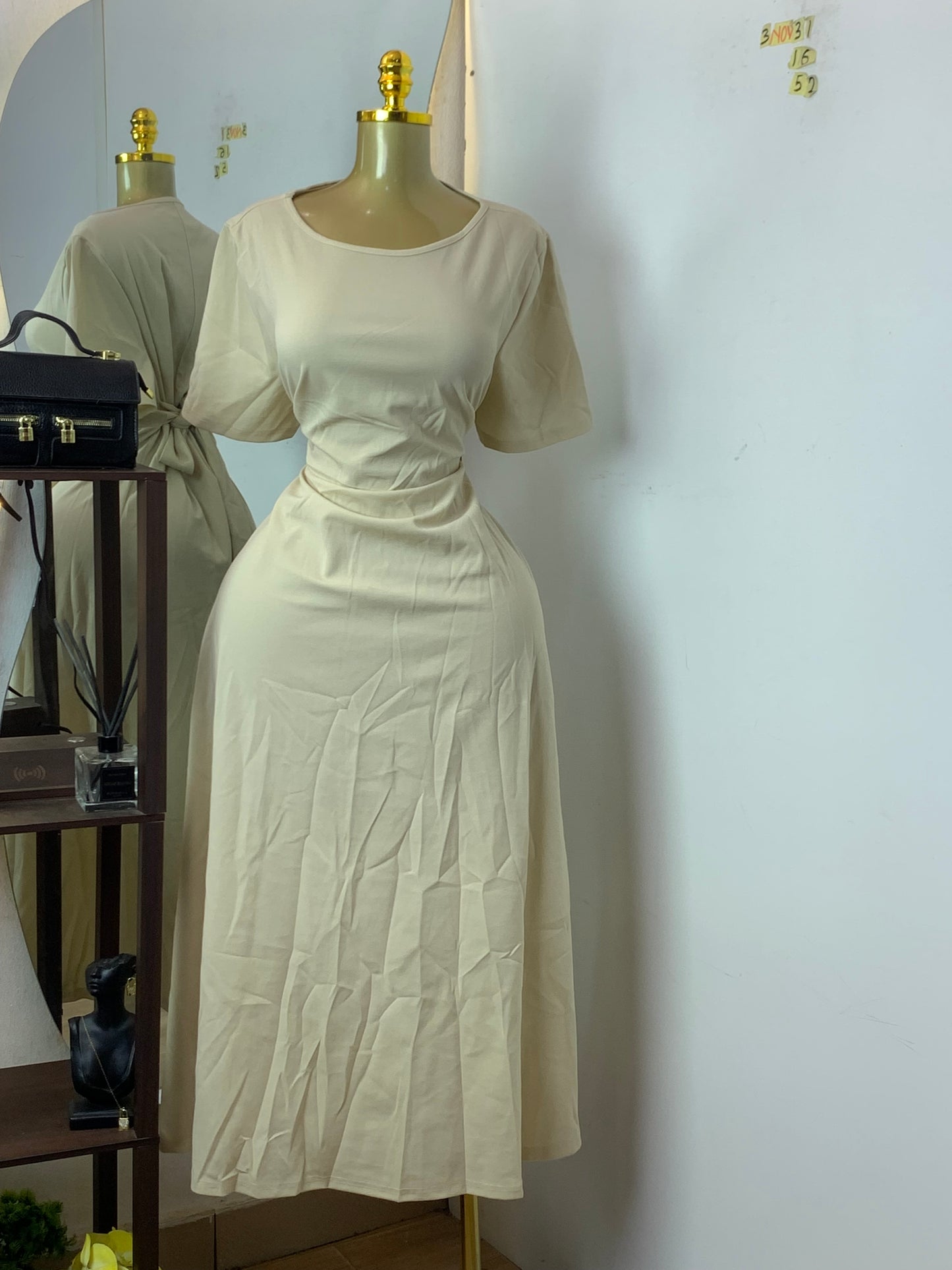 SIZE16 3NOV31 Length52