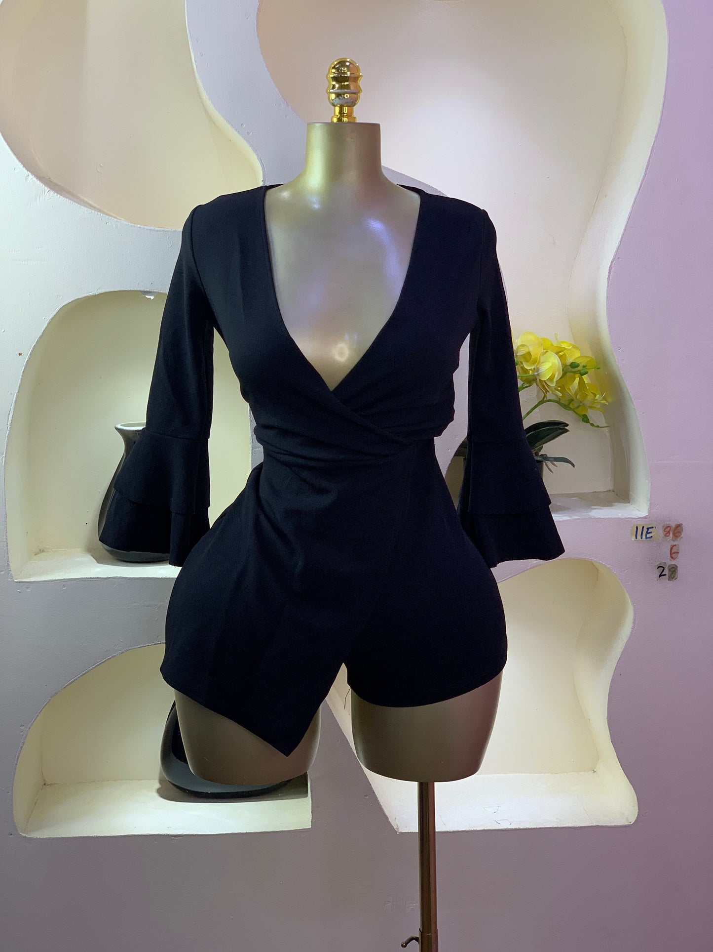 SIZE6 11E86 Length28