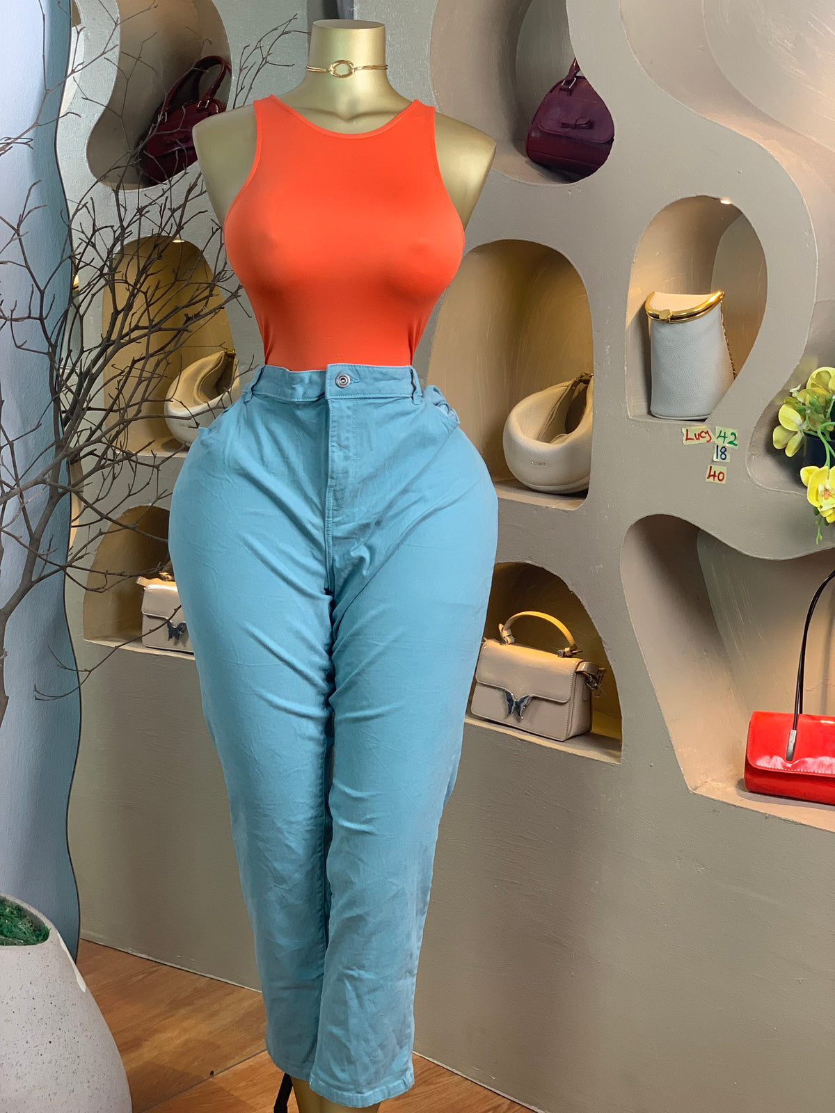 LUCY42 SIZE18 Length40