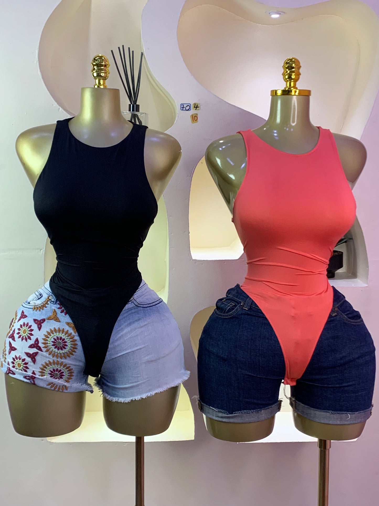 SIZE10 7O4B