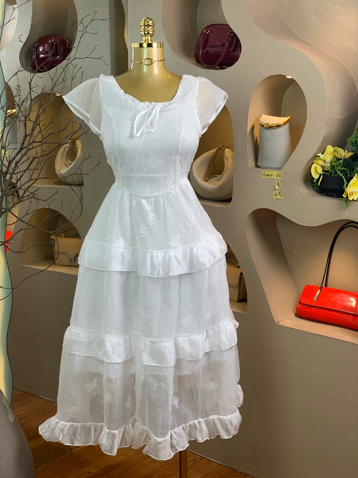 GRACE60 SIZE8 Length45 white dress