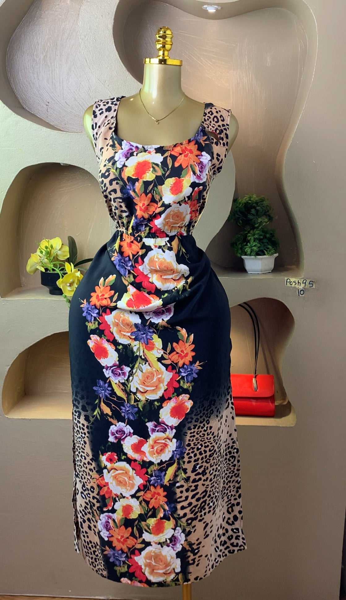 POSH95 FLORAL DRESS SIZE10