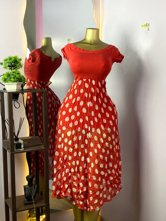 SIZE6 11Y100