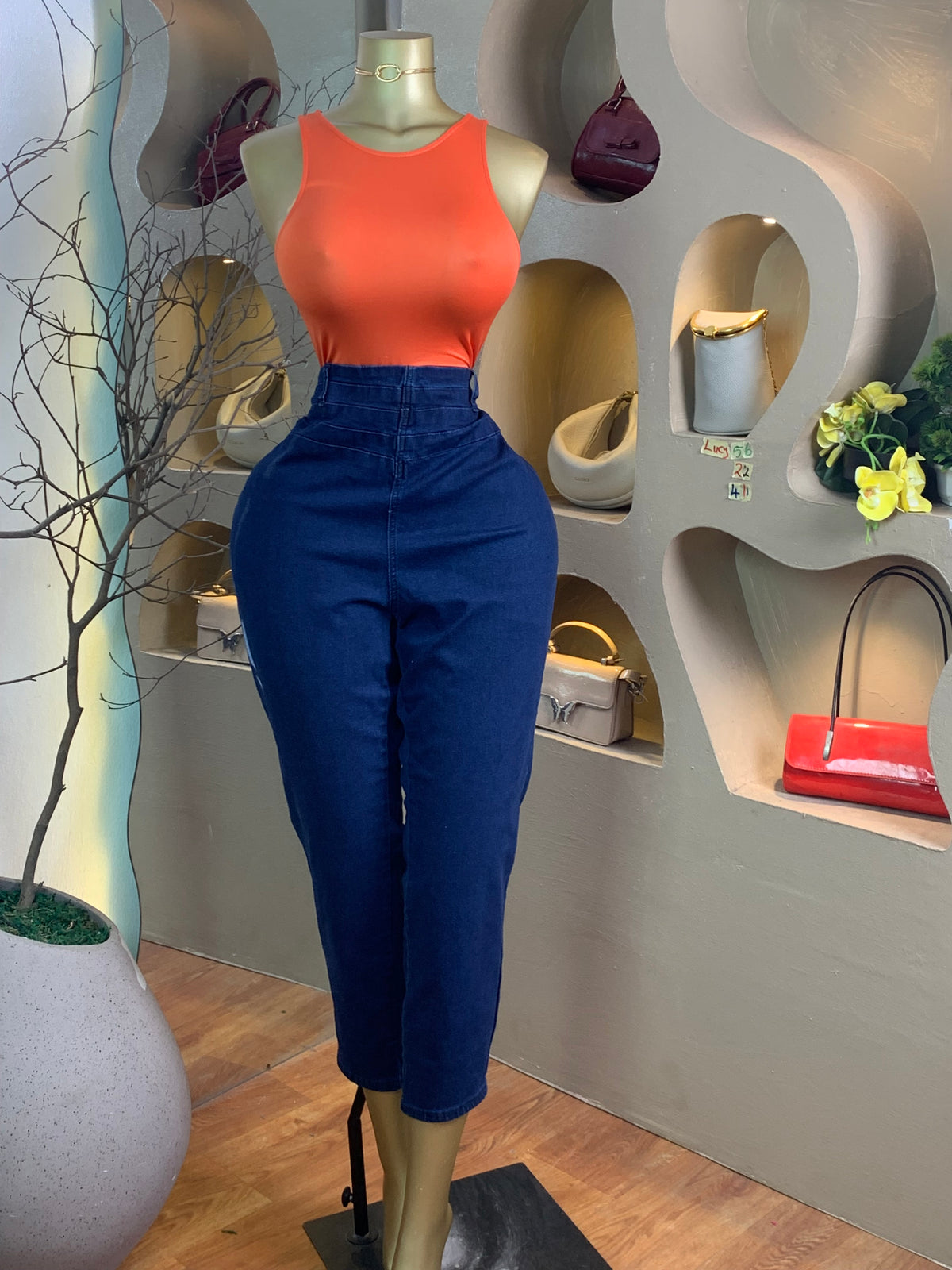 LUCY56 SIZE22 Length41