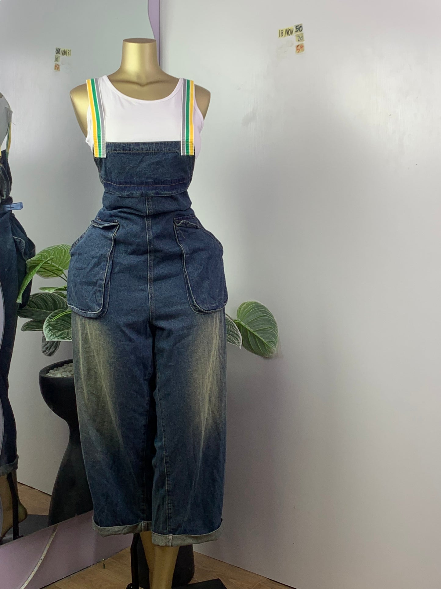 SIZE20&22 18NOV50 Length54(dungarees only)
