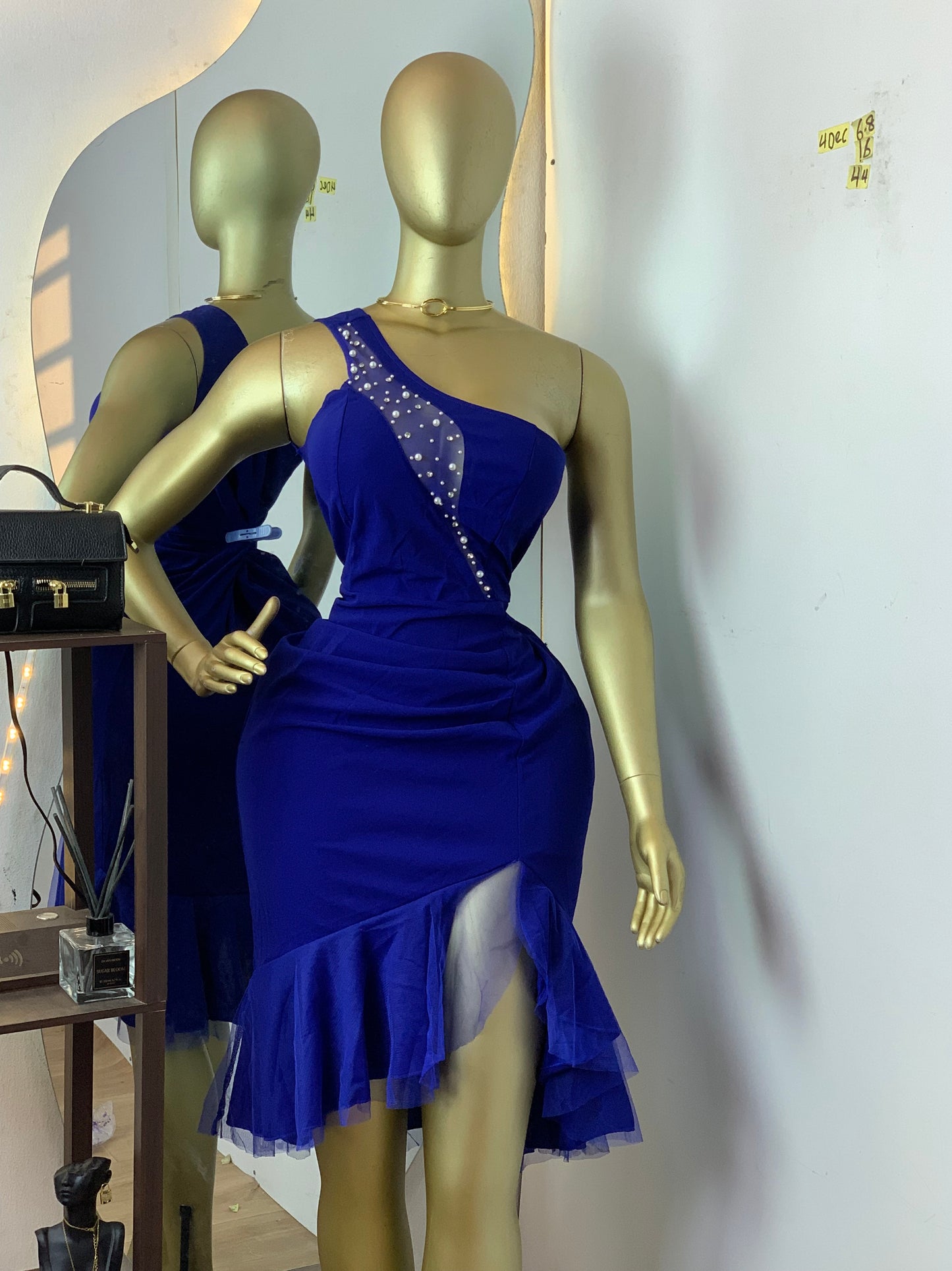 SIZE16 4DEC68 Length44