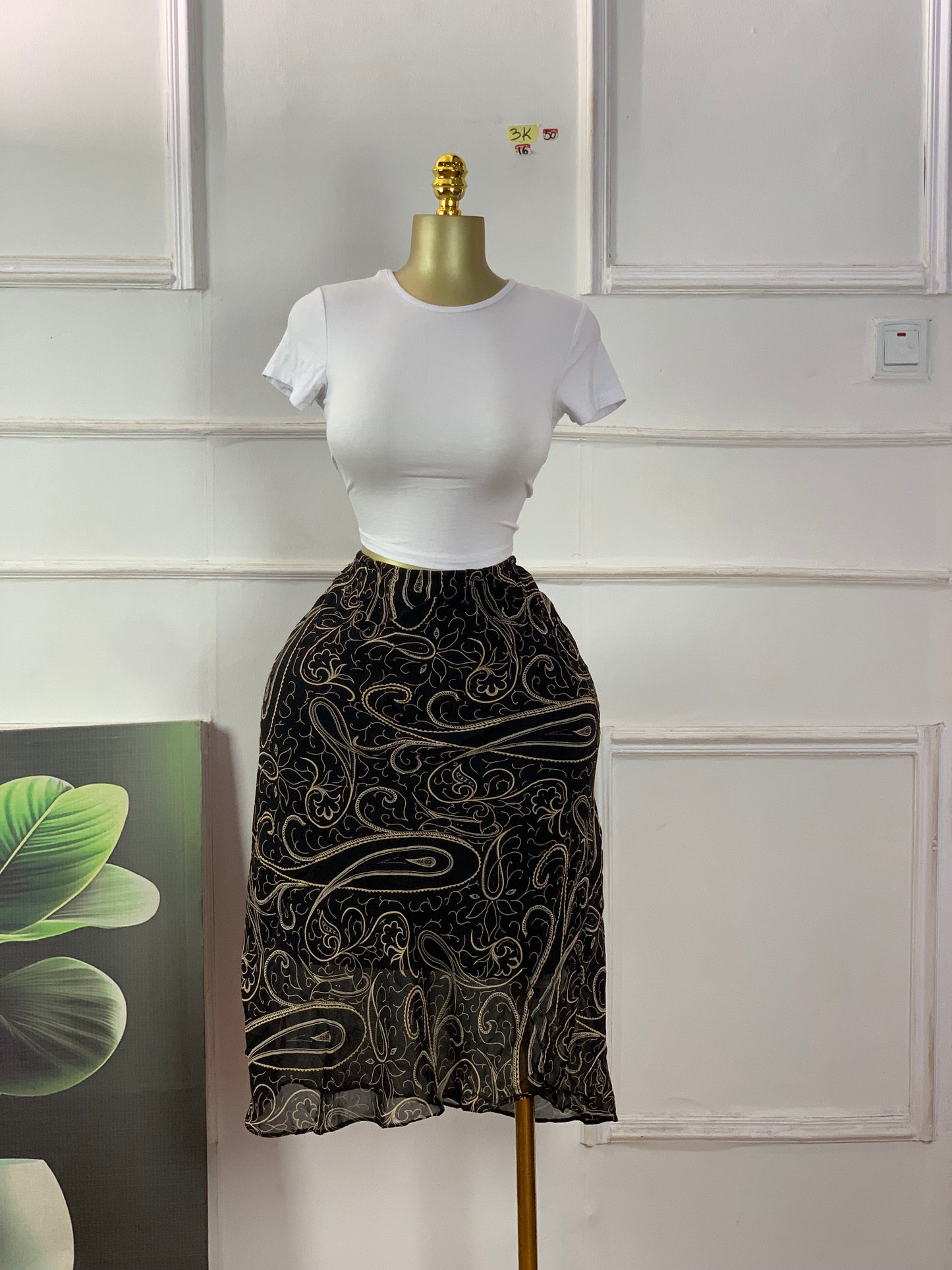 SIZE16 3K50 (skirt only)