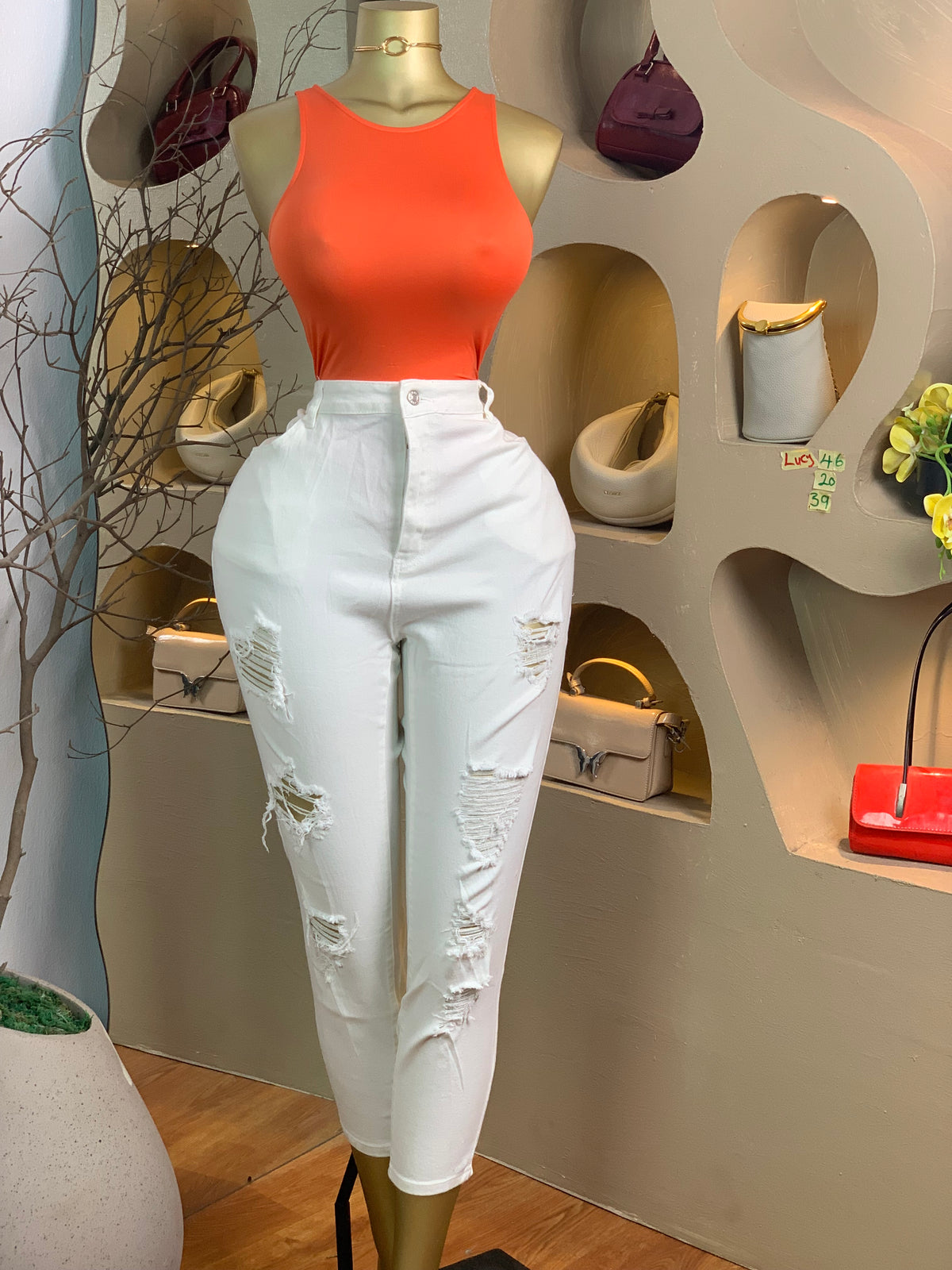LUCY46 SIZE20 Length39