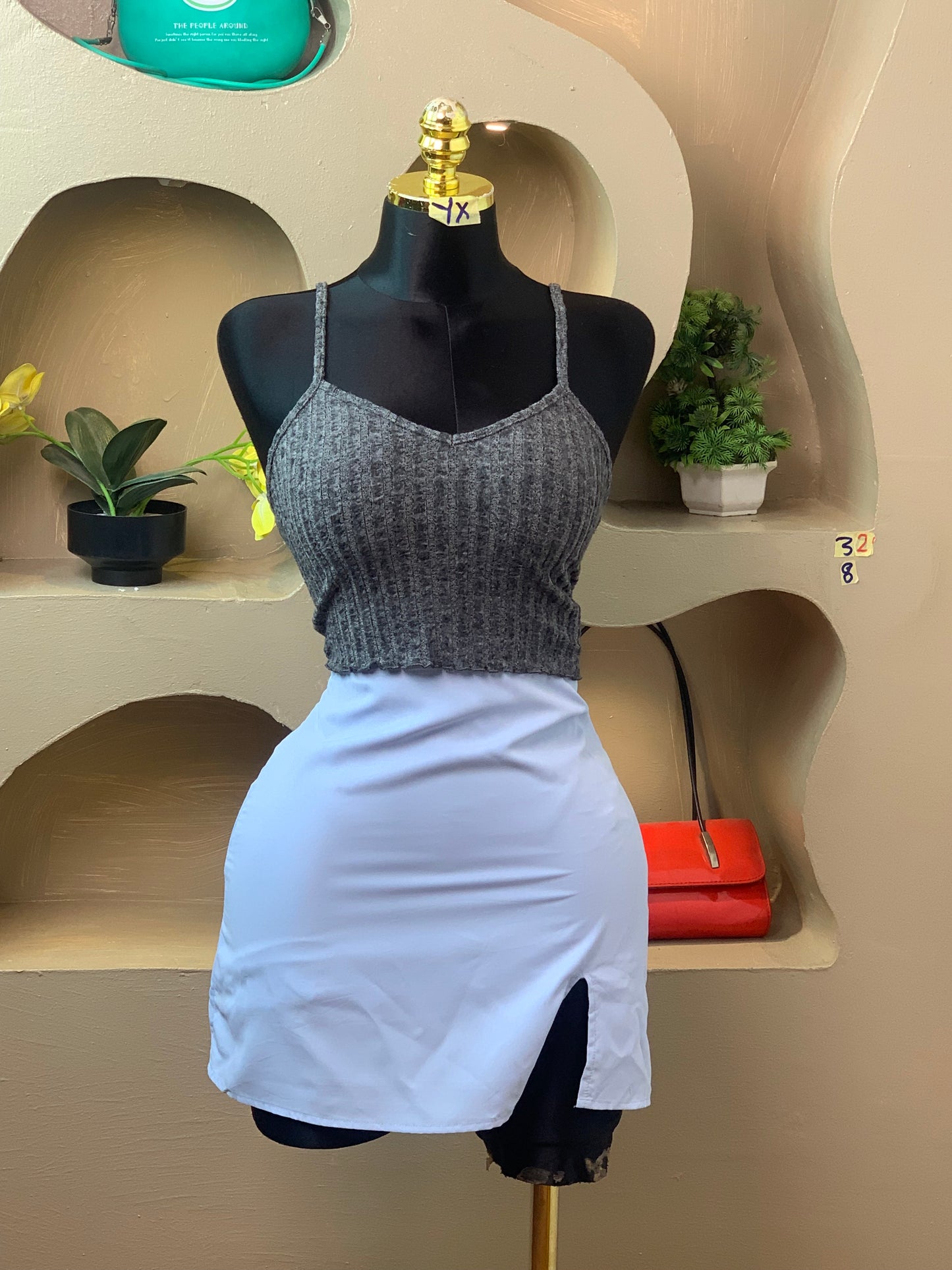 SIZE8 YX32a (top only)
