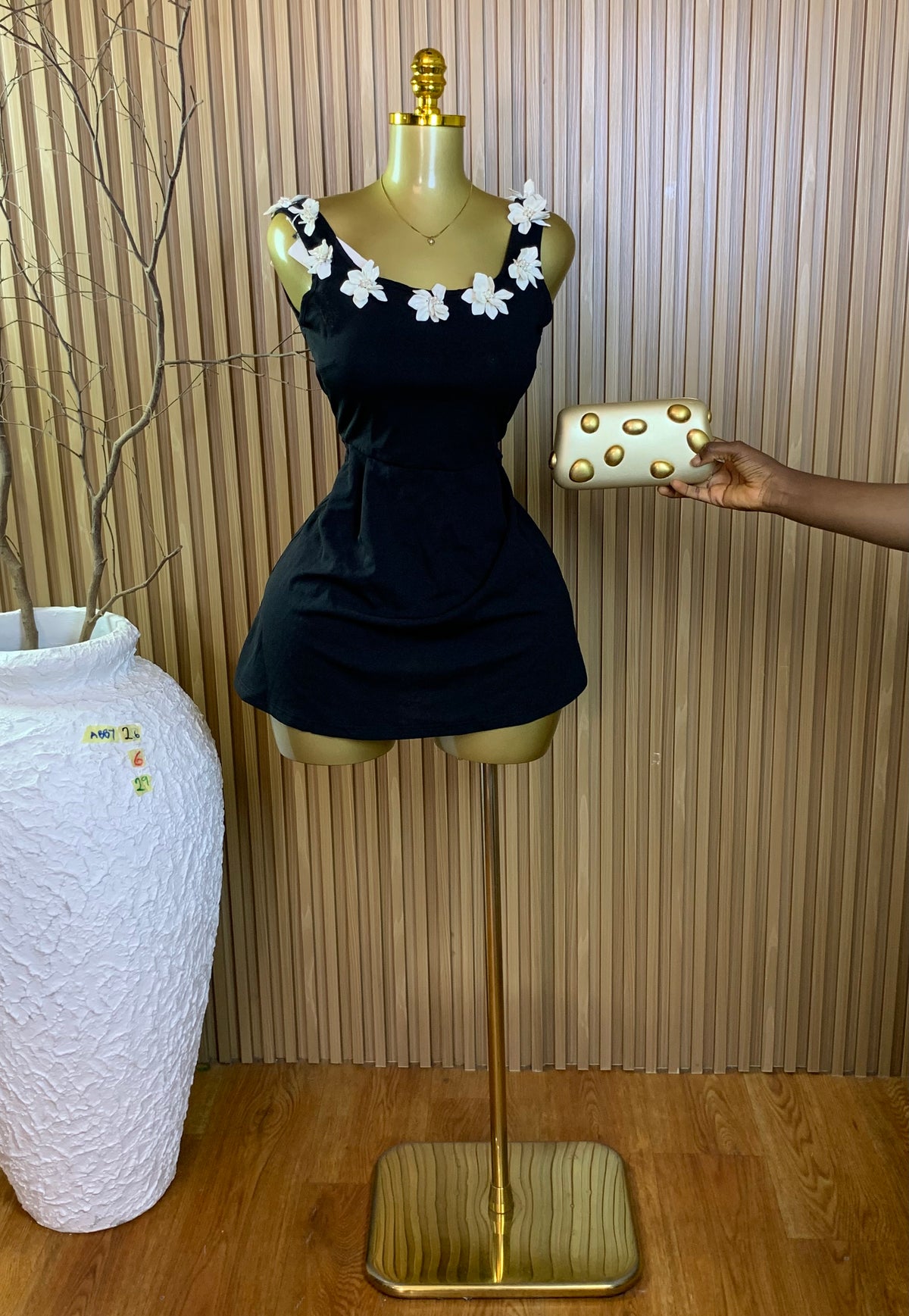 ABBY26 SIZE6 Length29 black dress