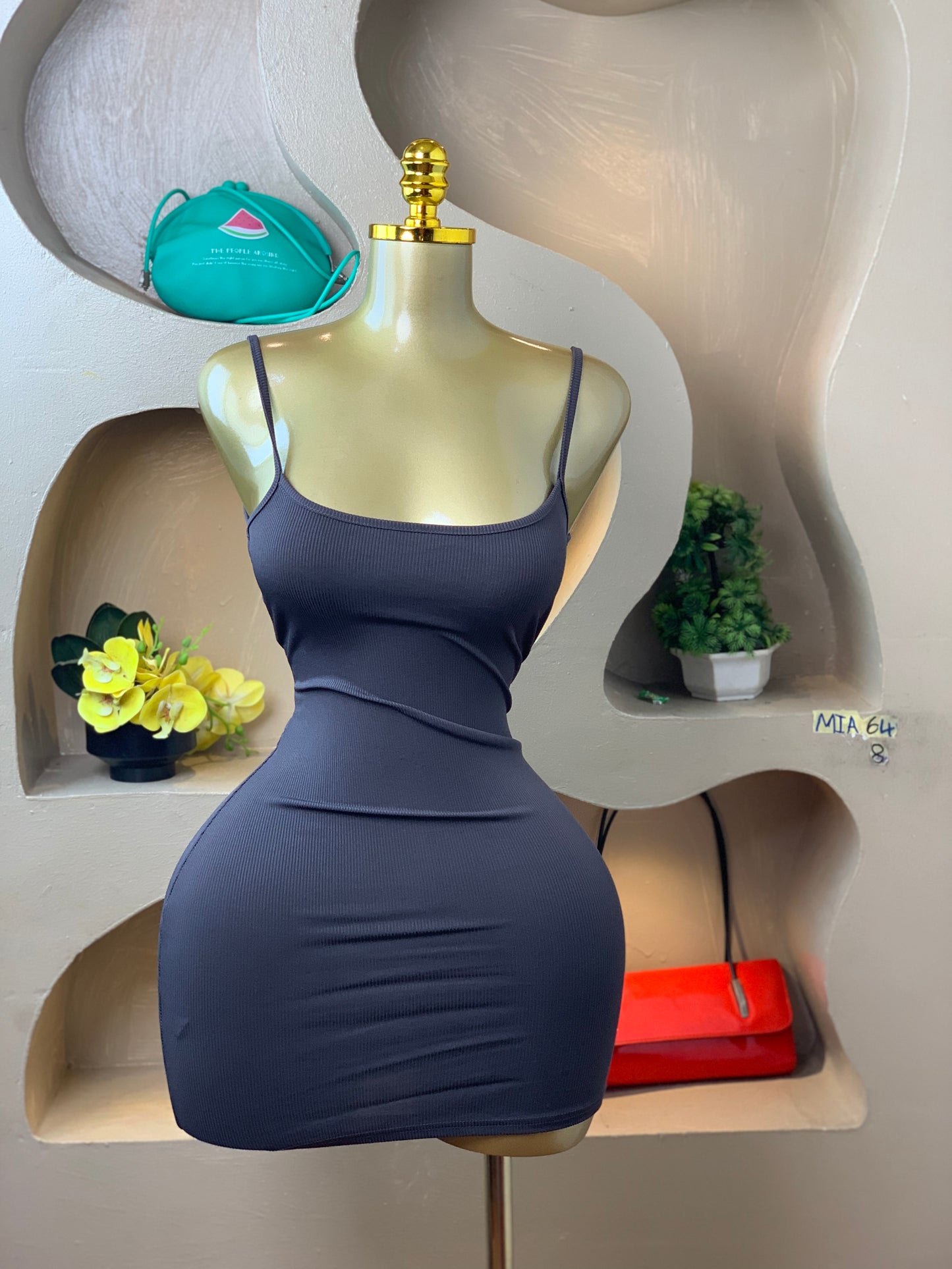 SIZE8 MIA64