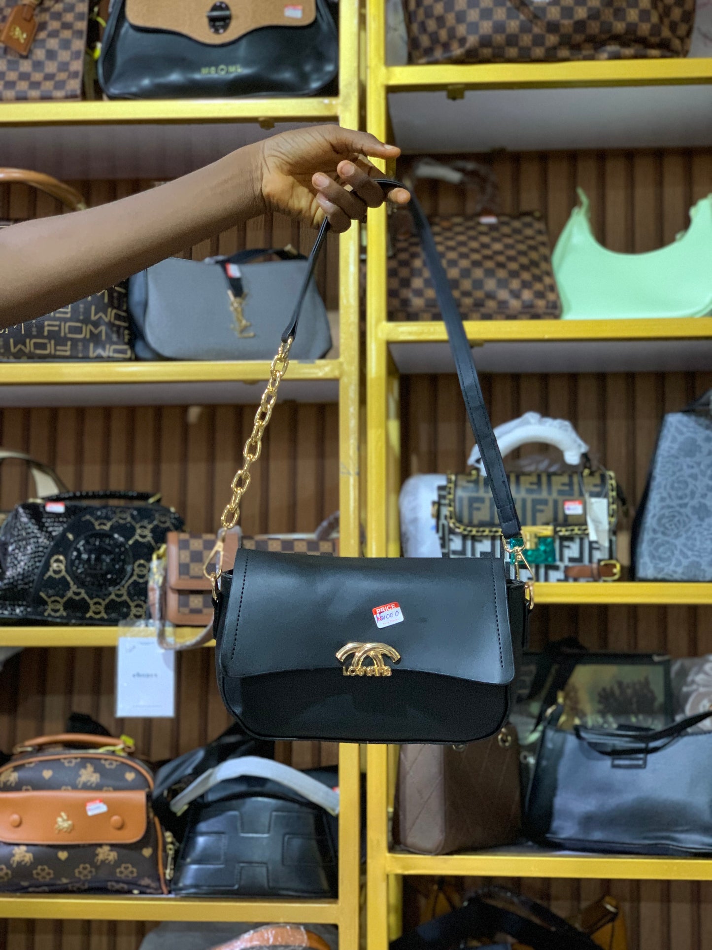 BAG 051