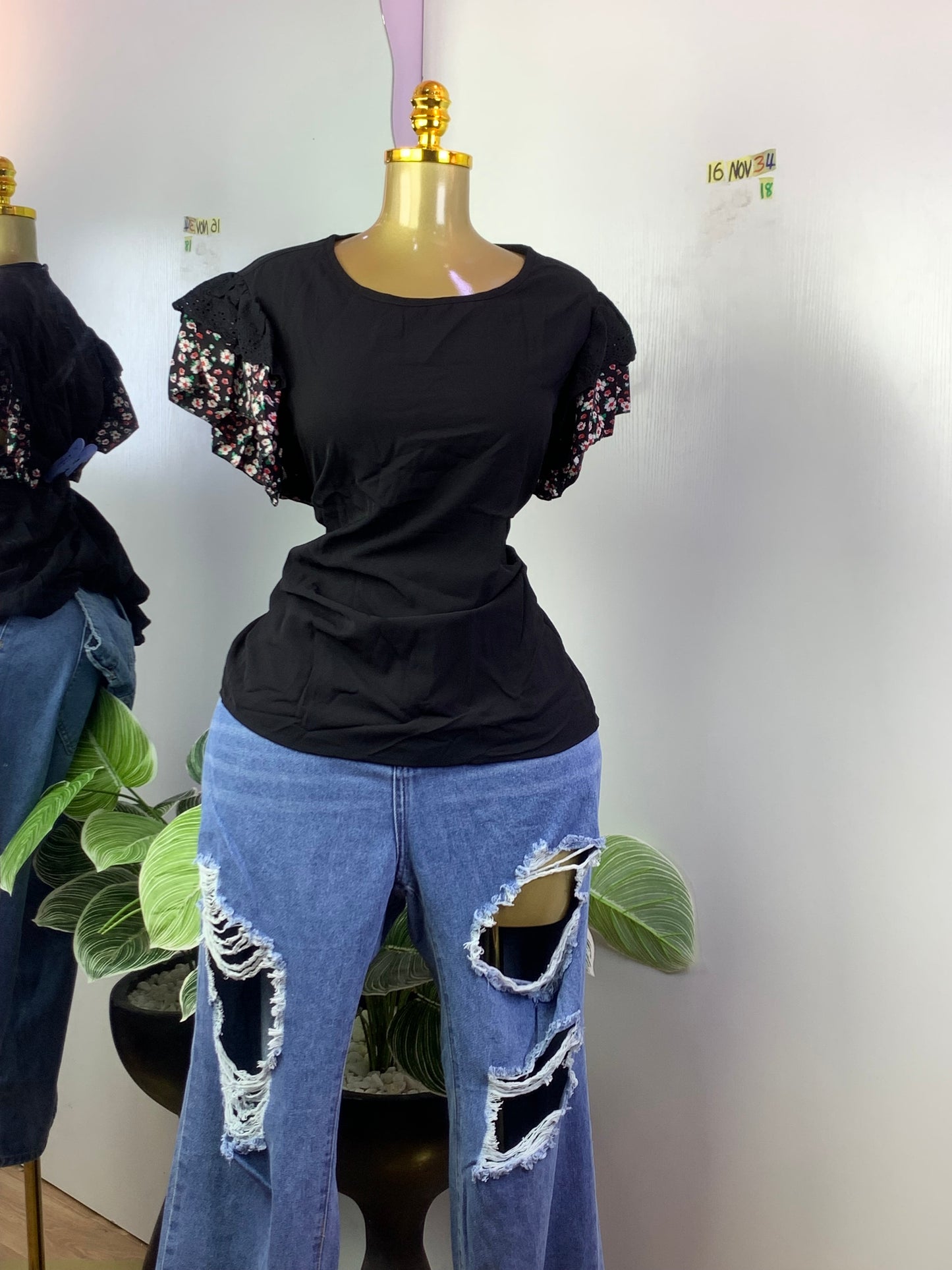 SIZE18 16NOV34(top only)