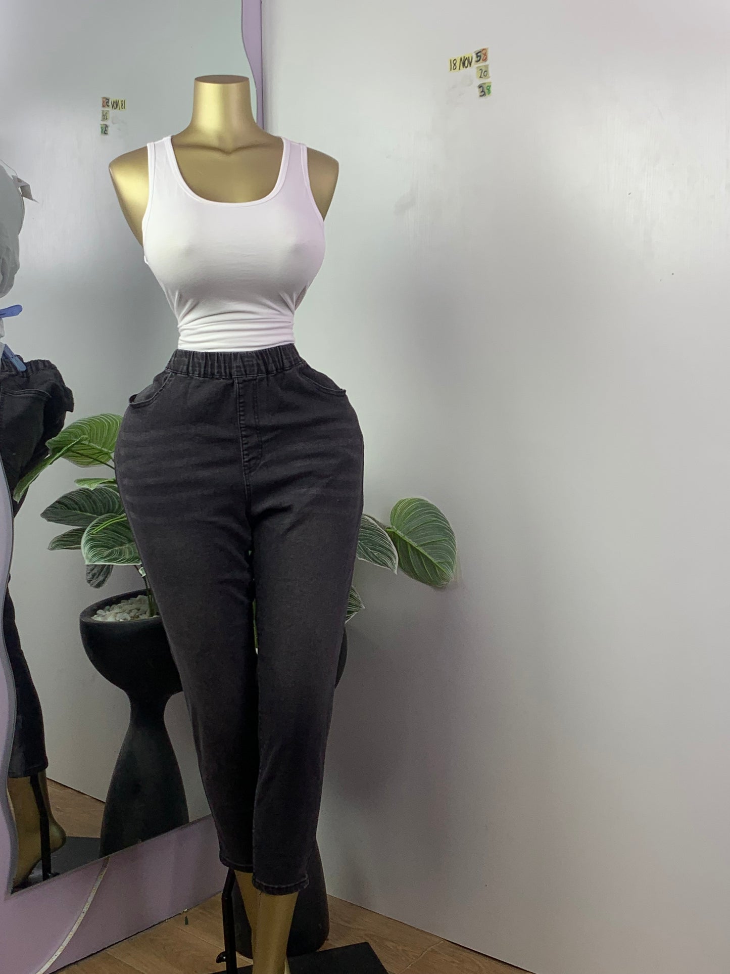 SIZE20 18NOV58 Length38(jean only)