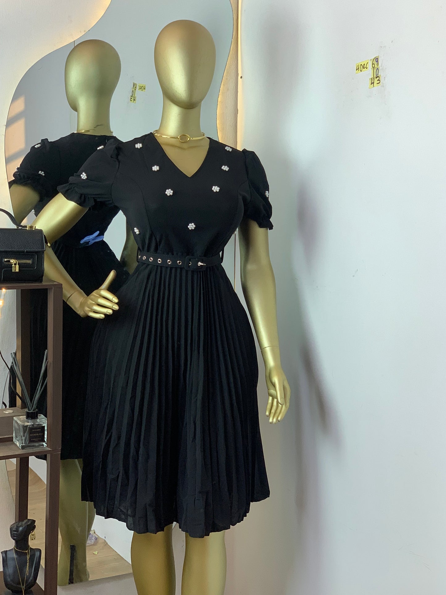 SIZE10 4DEC69 Length43