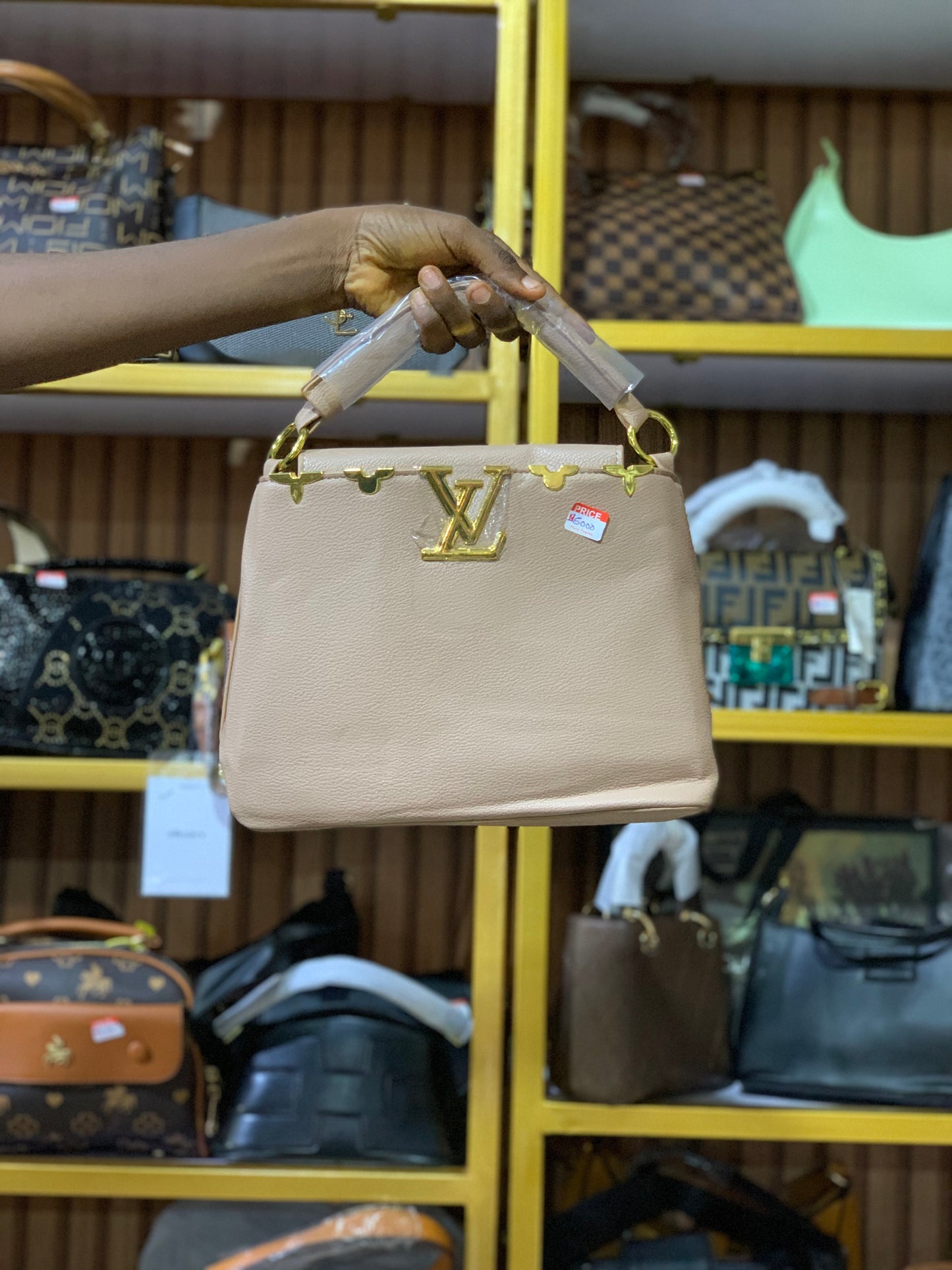 BAG 058