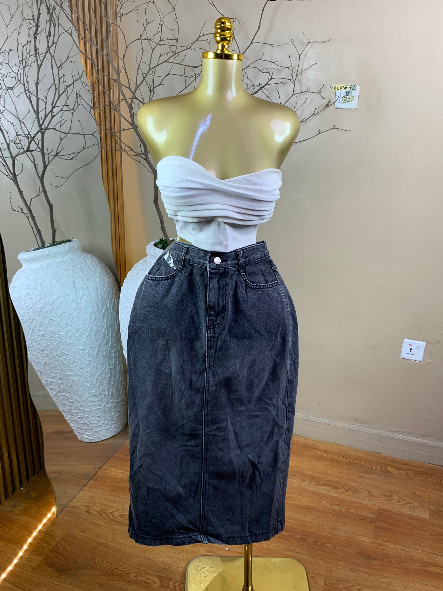 SIZE8 Classy72 Length32(Skirt only)