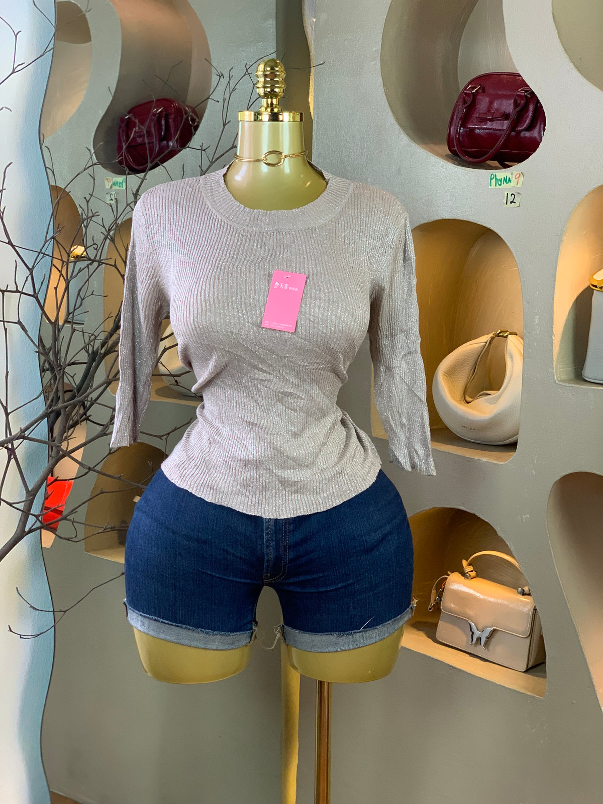 PHYNA9 SIZE12 top only