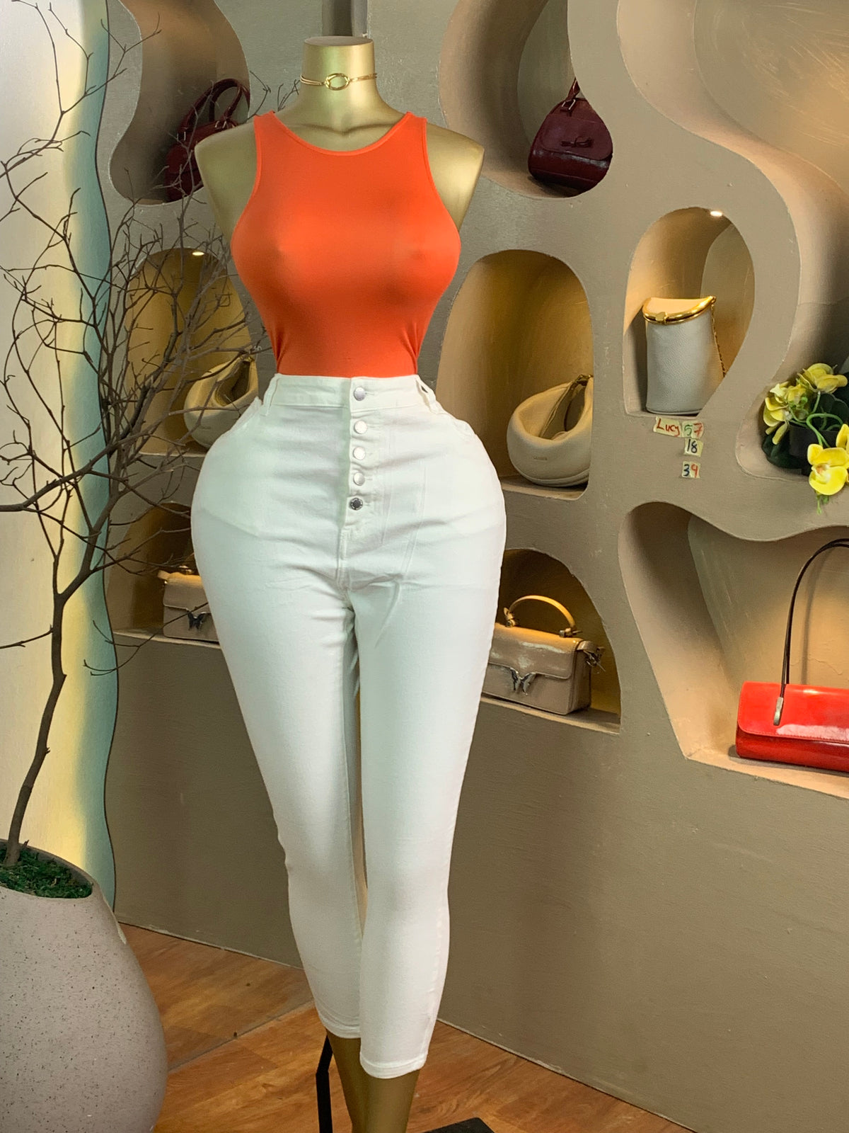 LUCY57 SIZE18 Length39