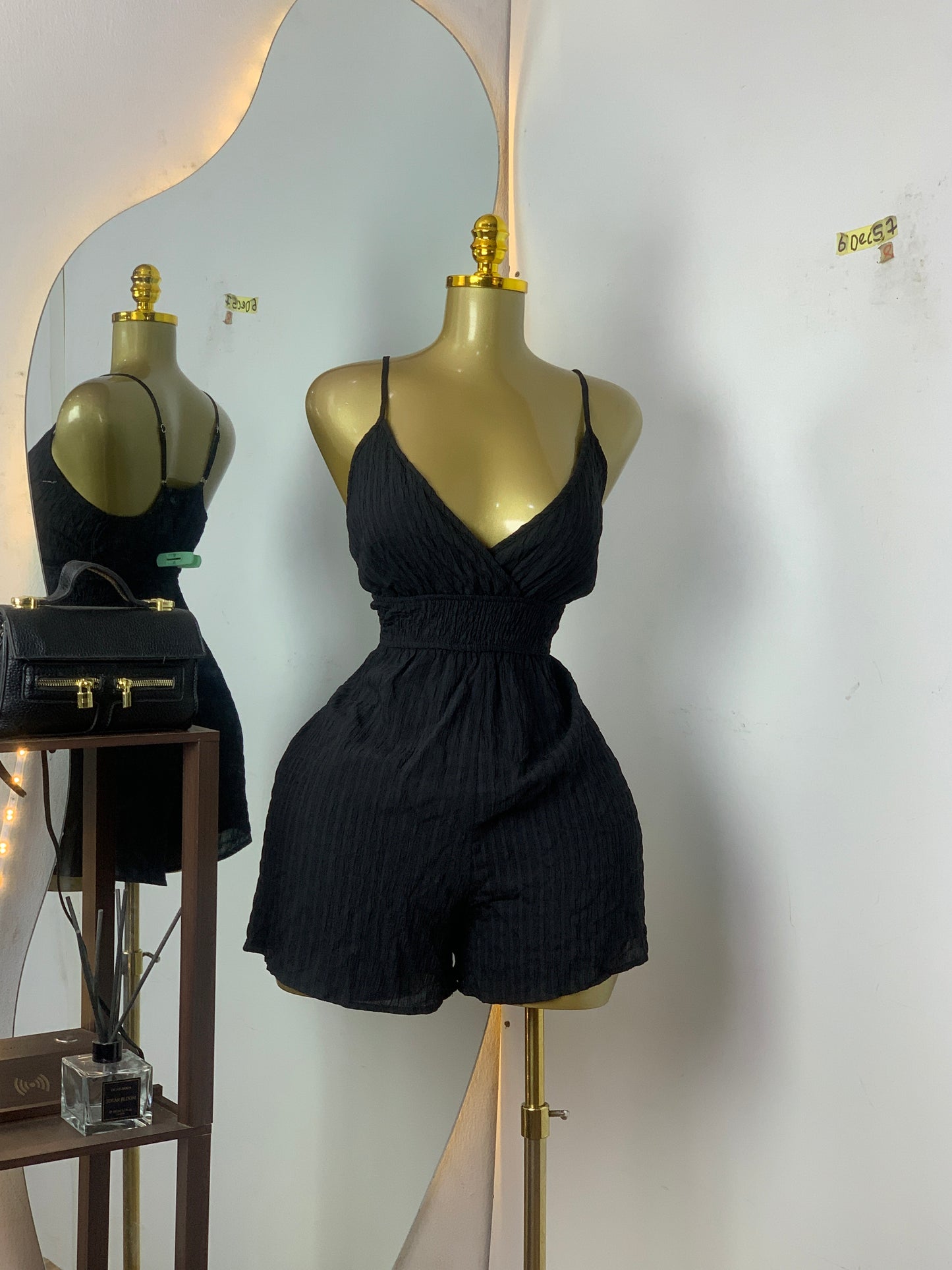 SIZE8 6DEC57 (play suit)