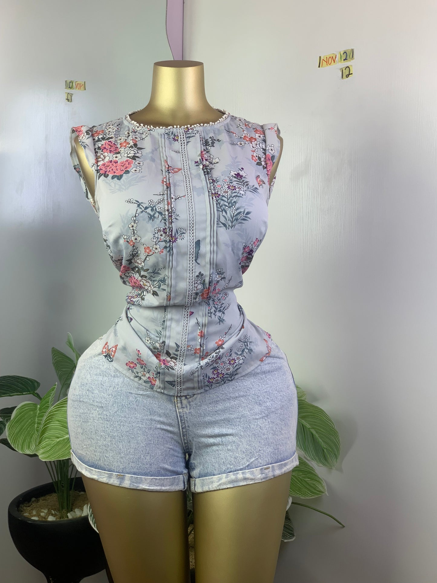 SIZE12 1NOV121(top only)