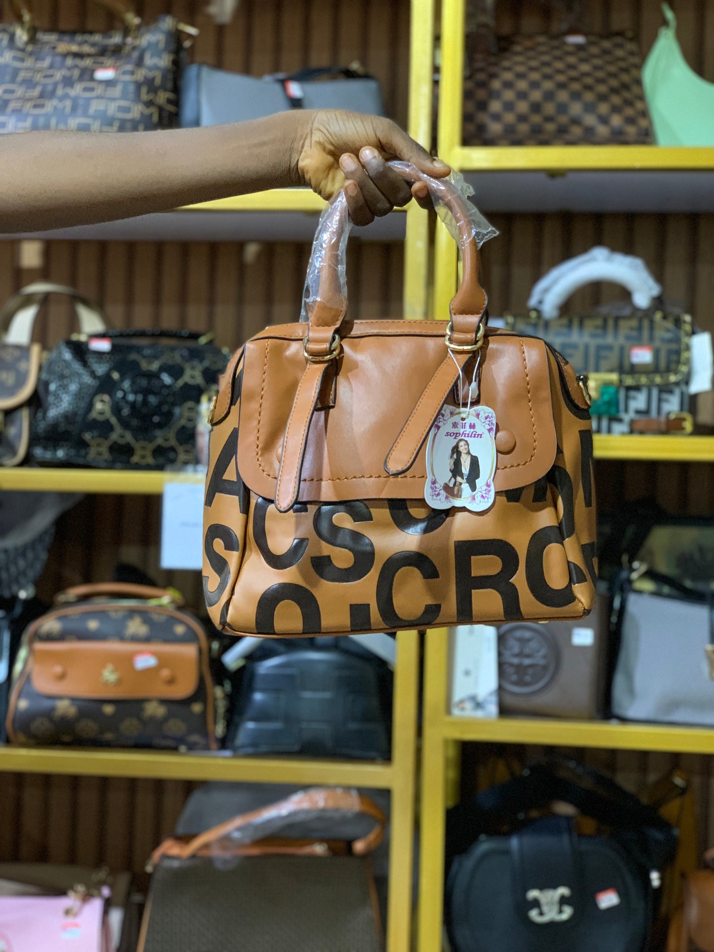 BAG 063