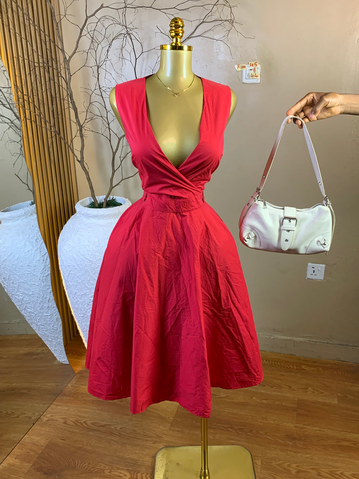 RINA45 SIZE6 Length44 dress