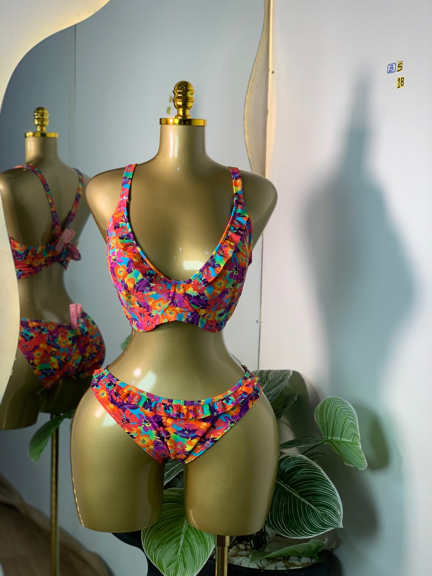 SIZE18 BIKINI5