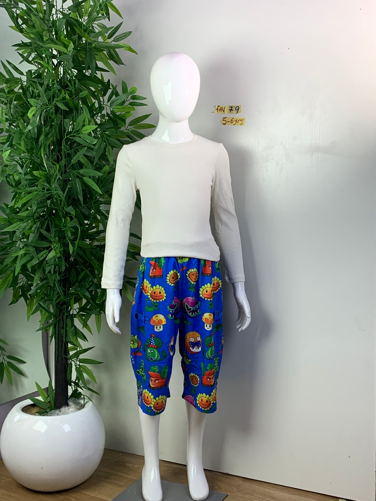 FAV70 5-6yrs(short only)