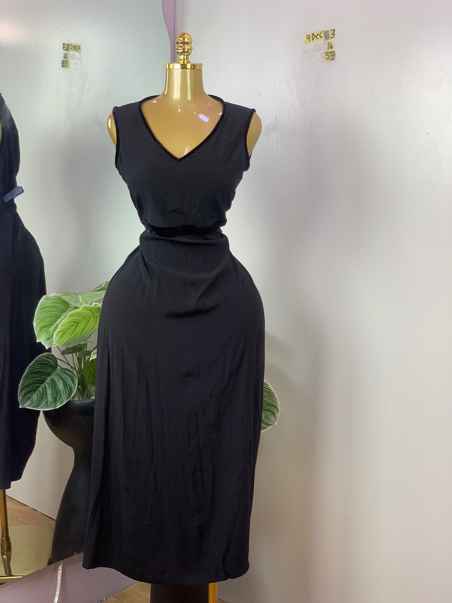 SIZE14 9DEC63 LENGTH53