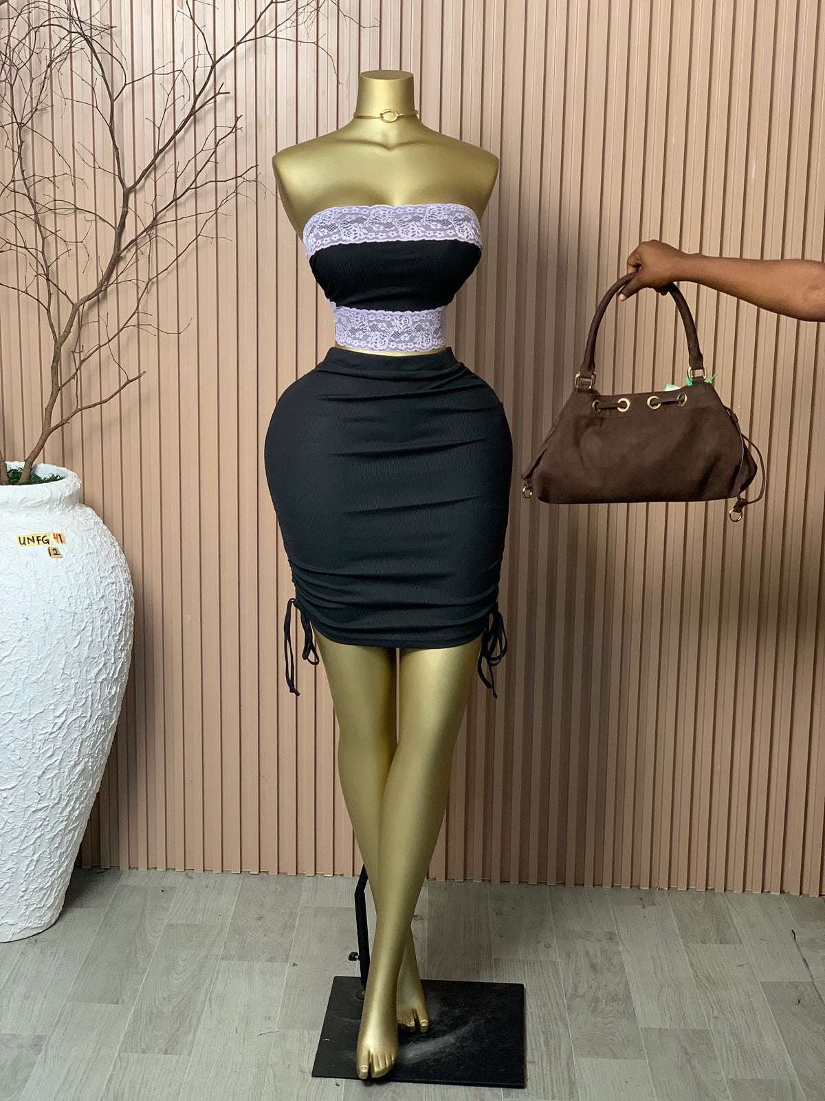 Unforgettable41 SIZE12 Brand new two piece set