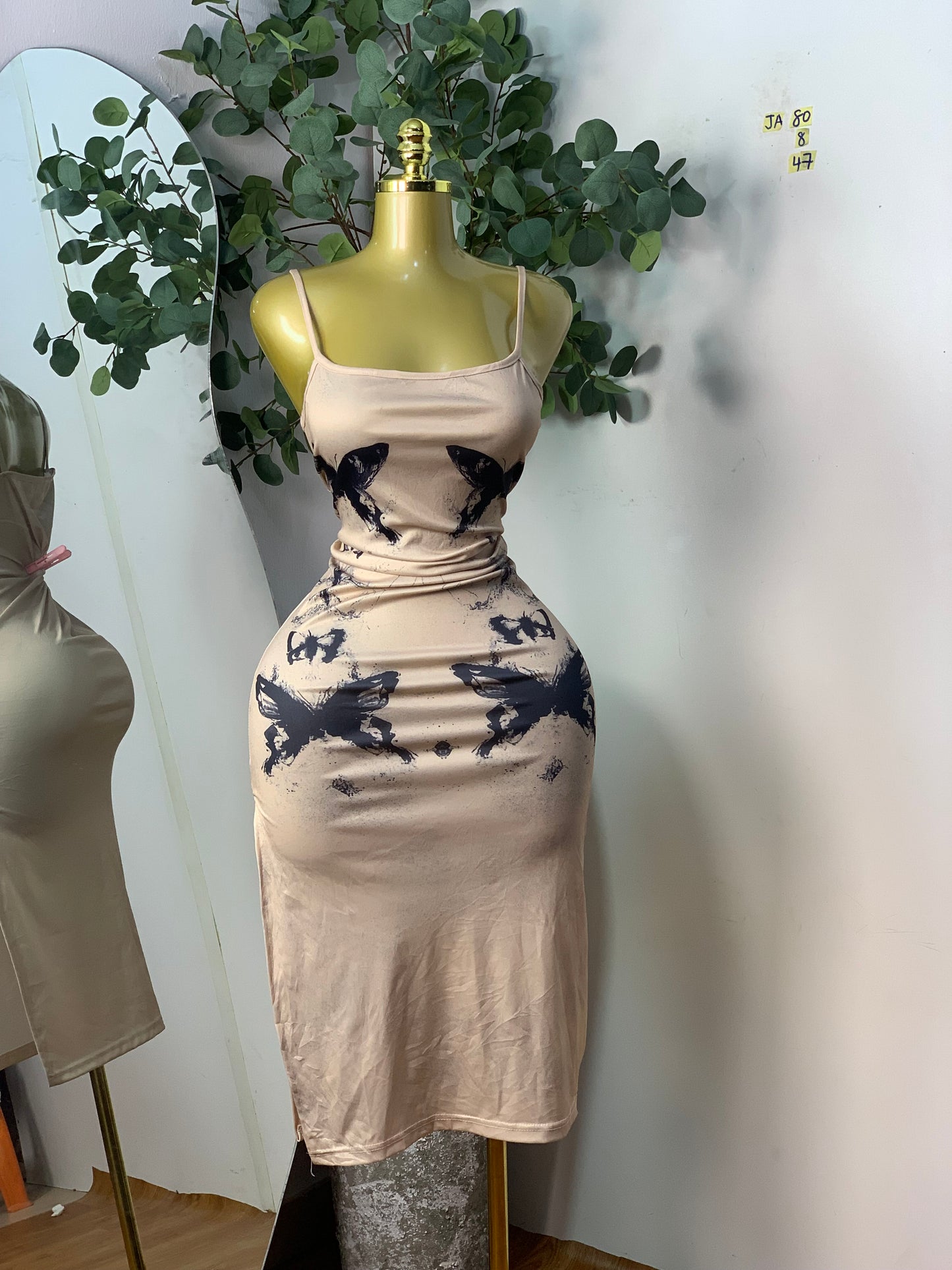 SIZE8 JAN80 Length47