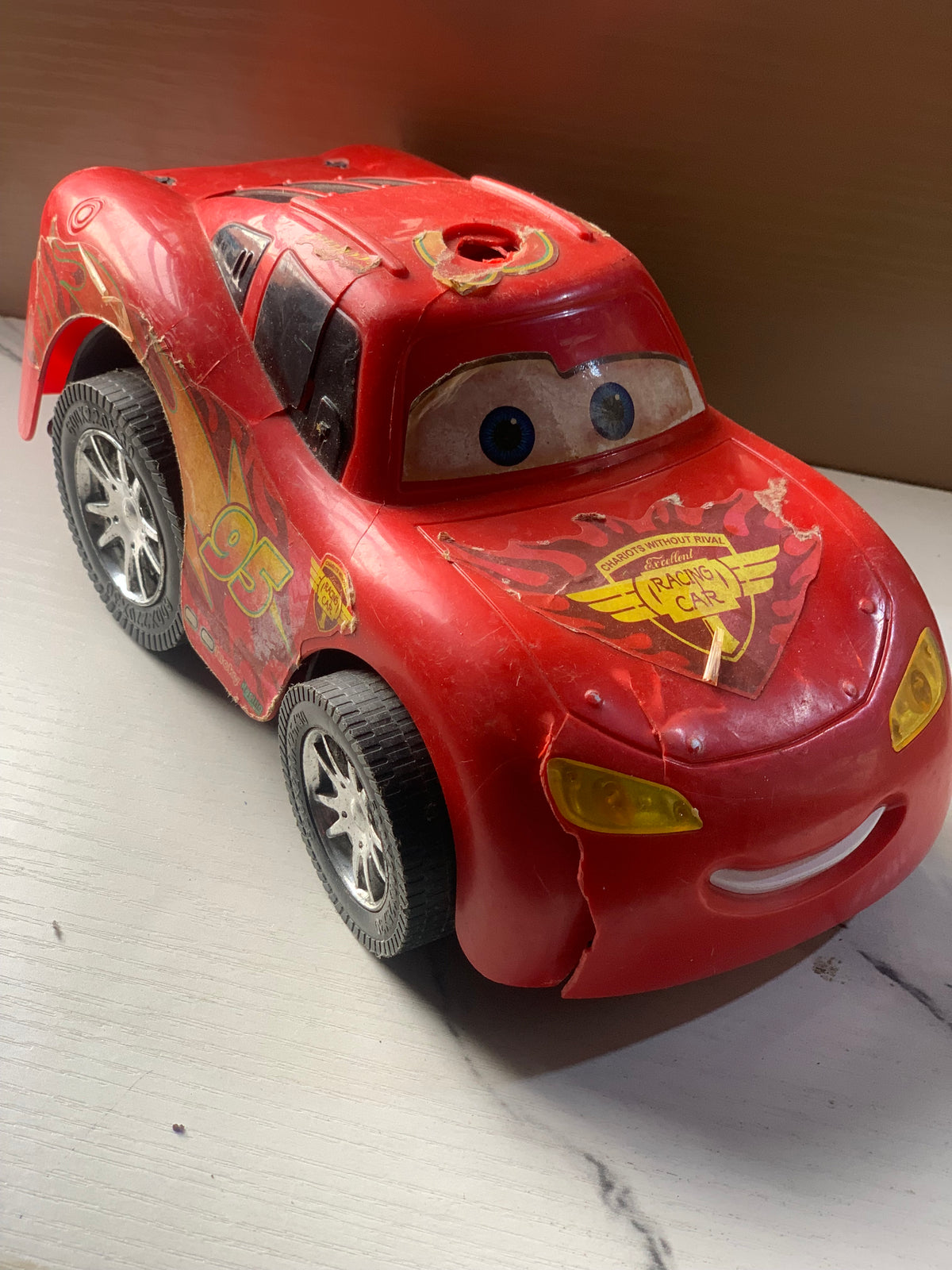 RED RACE CAR