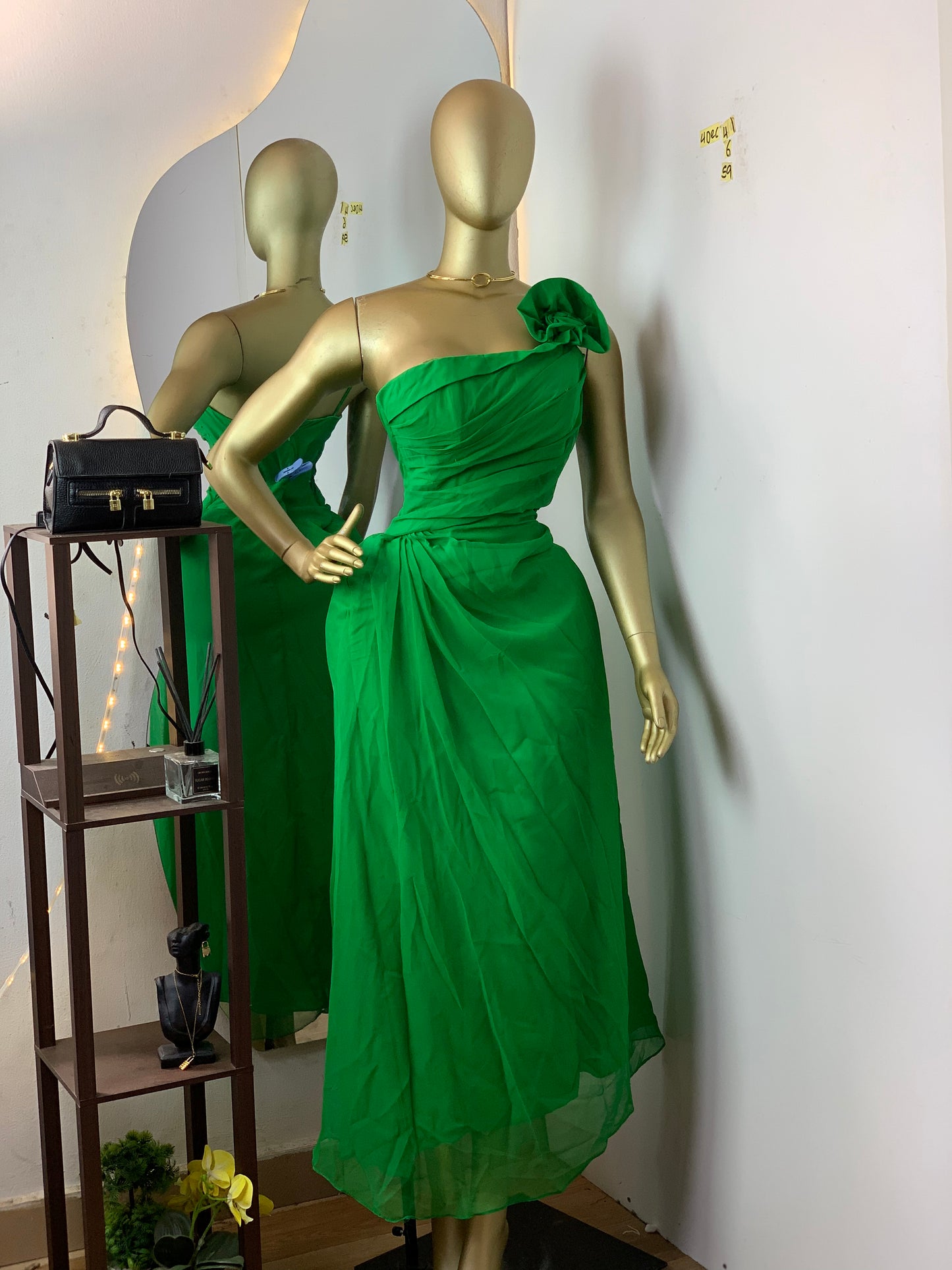 SIZE6 4DEC41 Length59