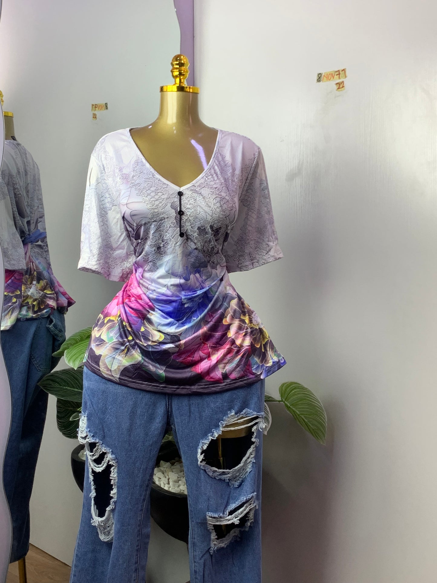 SIZE22 8NOV77(top only)