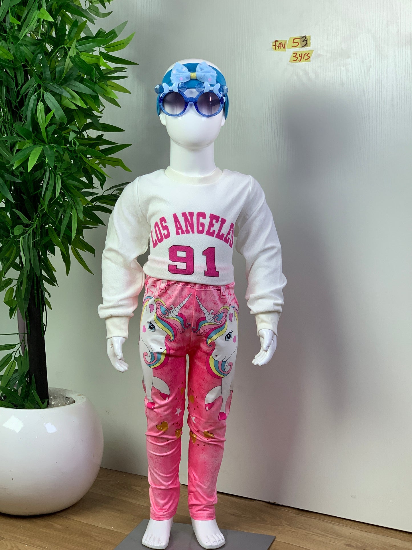 FAV53 3yrs(pant only)