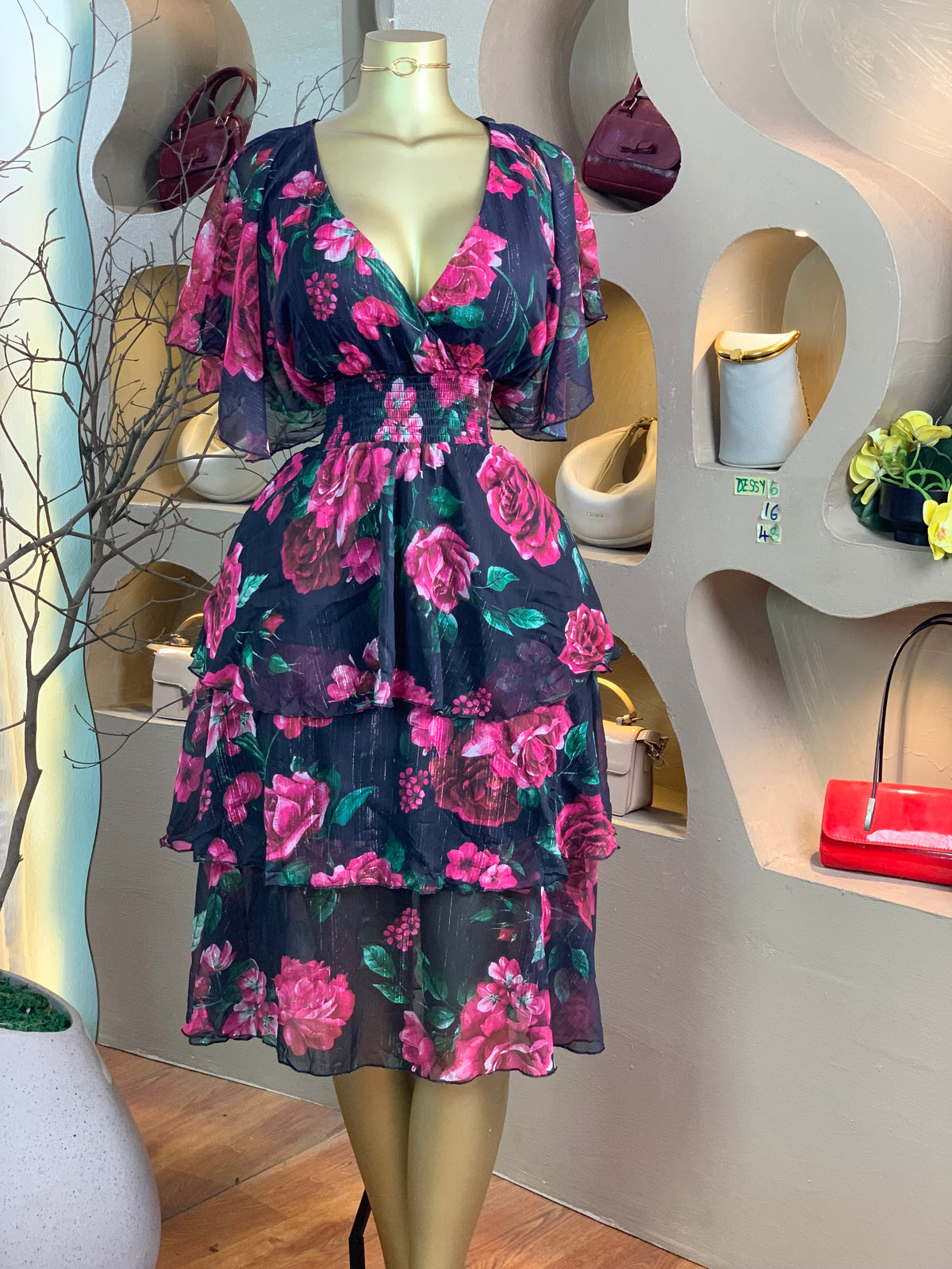 DESSY6 SIZE16 Length48 floral dress