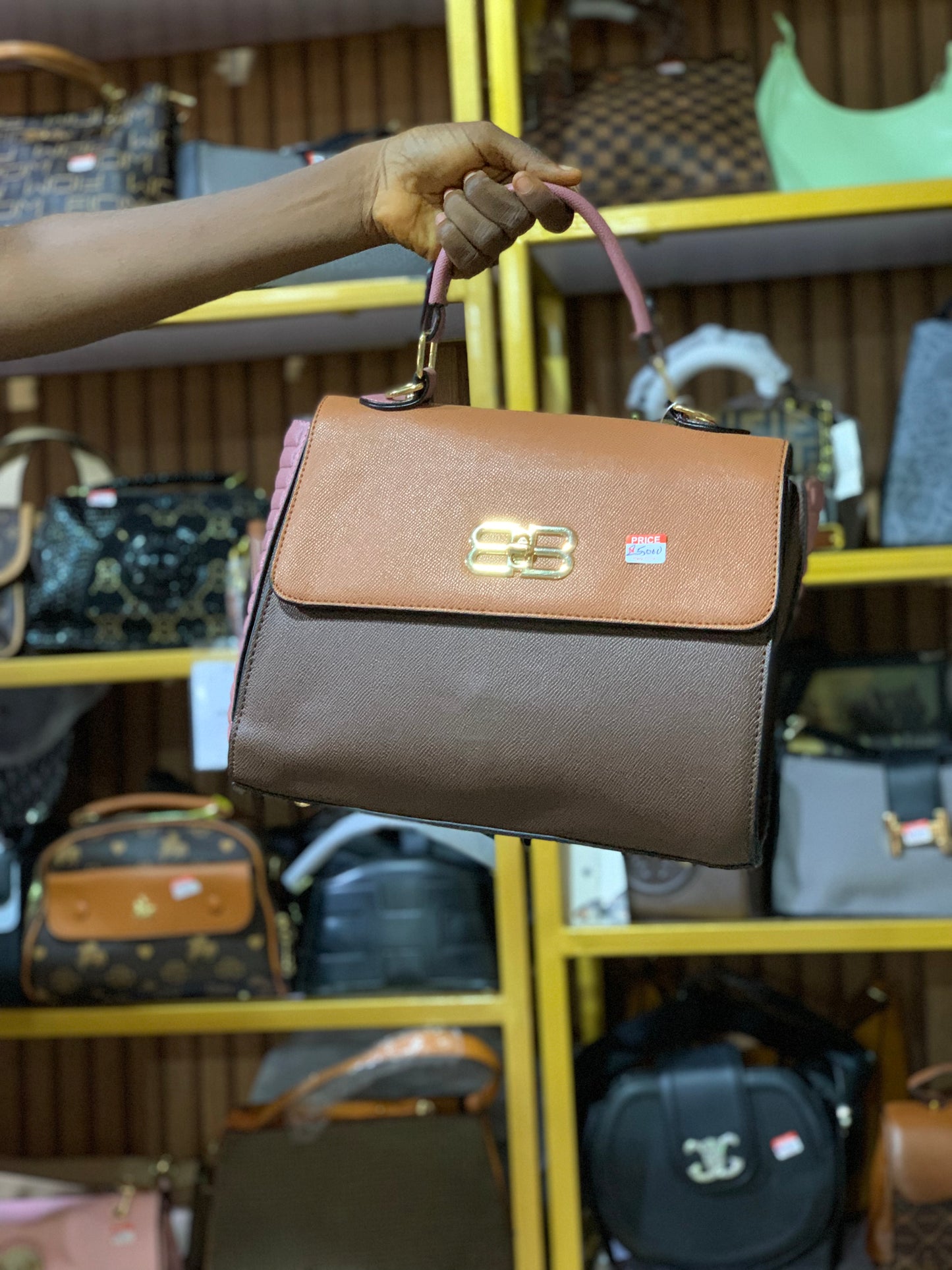 BAG 069
